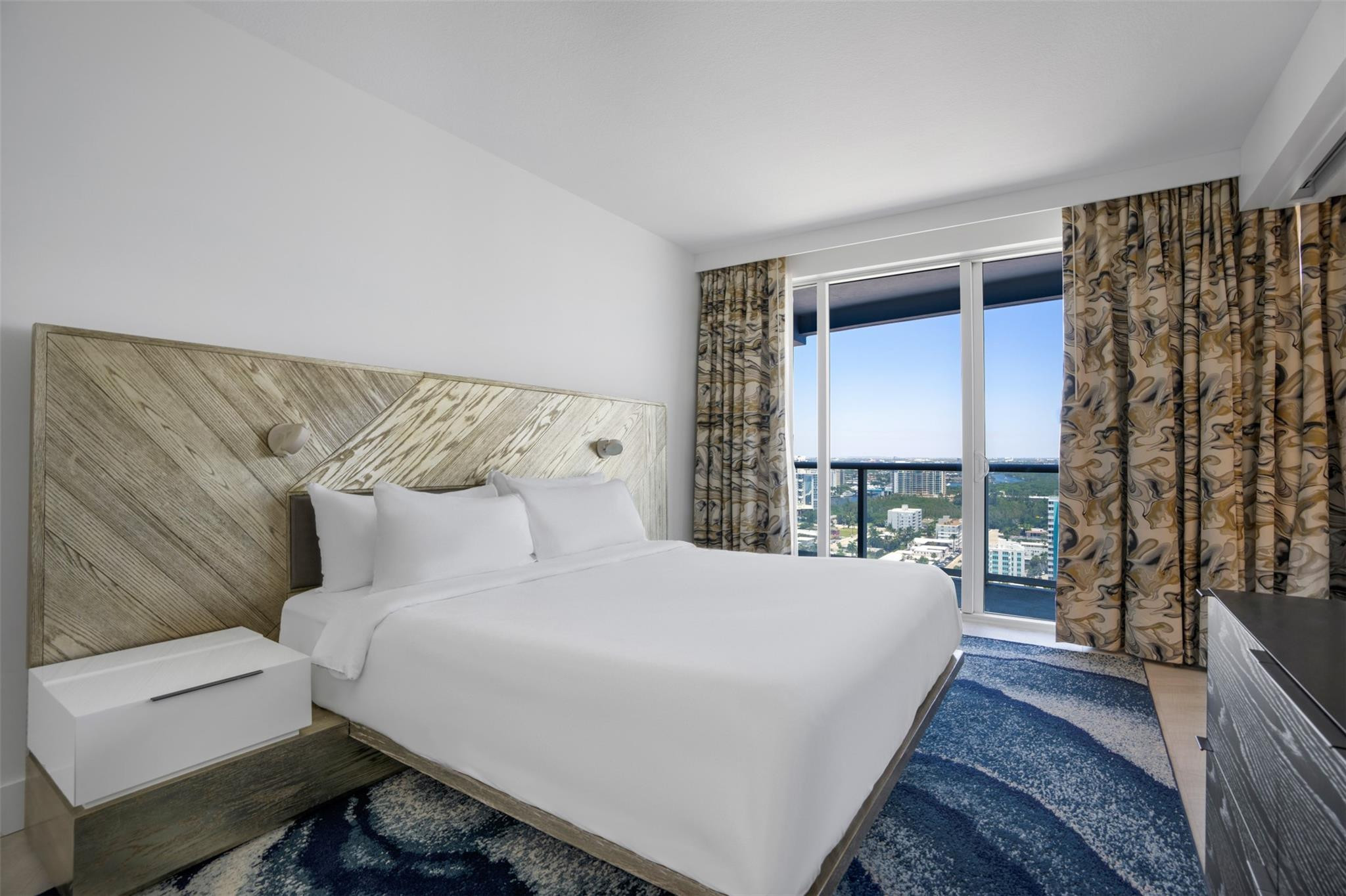 3101 Bayshore Dr 2306