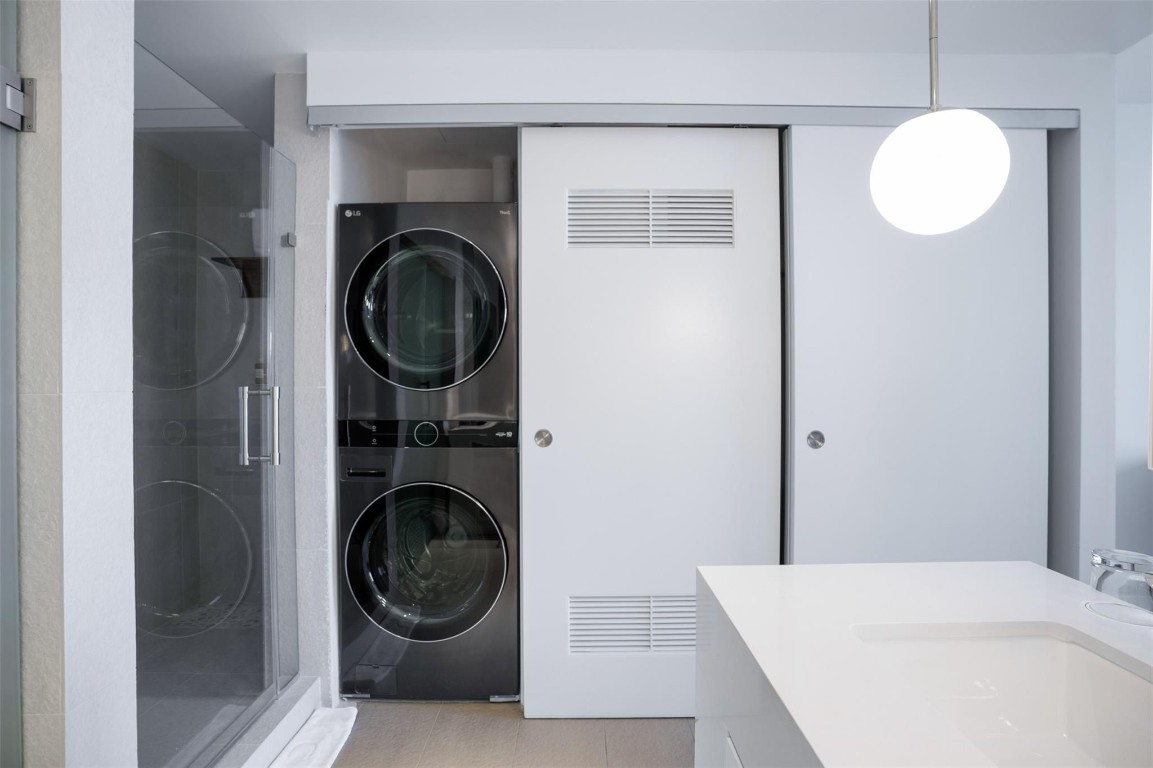 3101 Bayshore Dr 2306