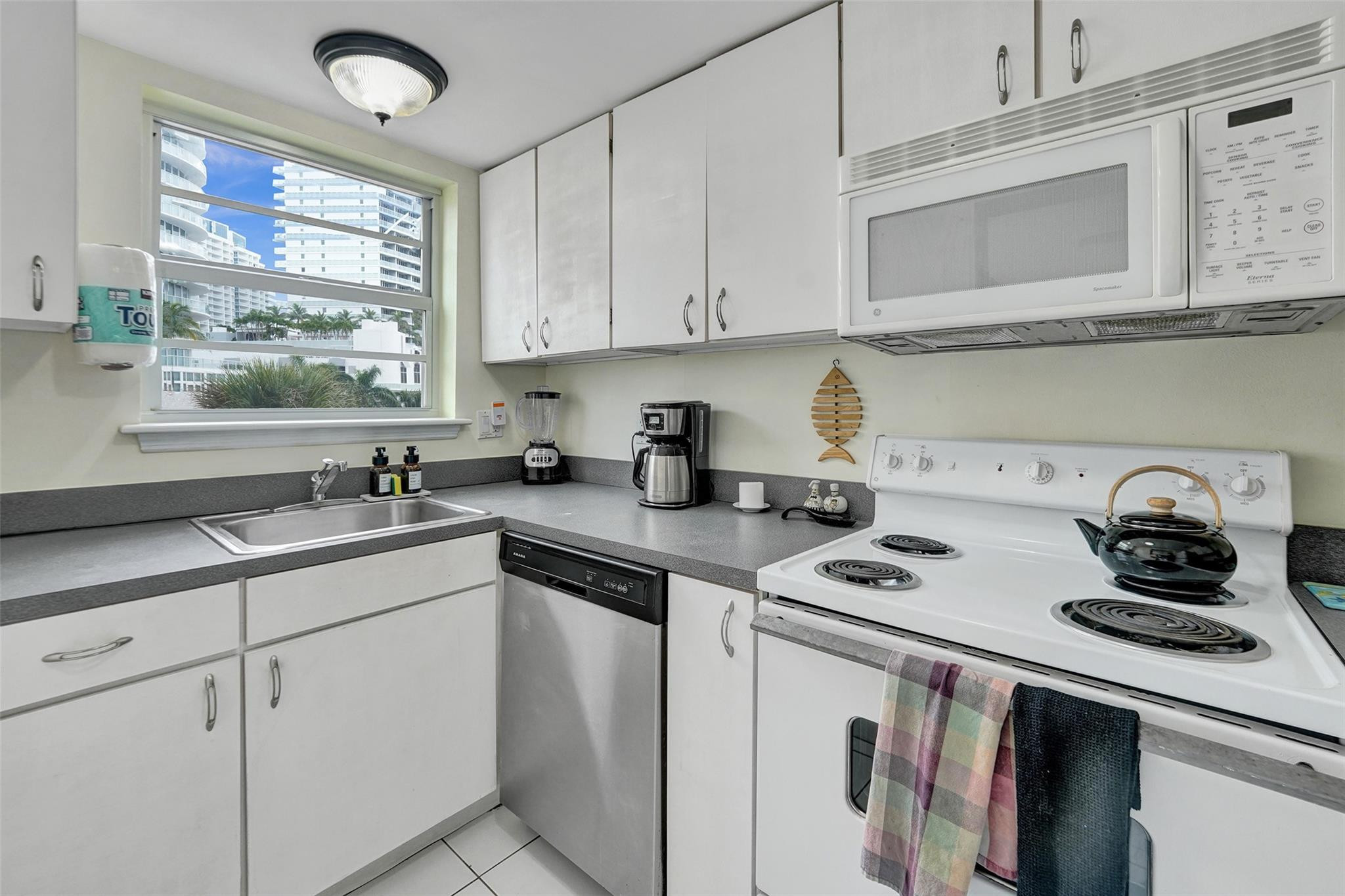 341 N Birch Road 316
