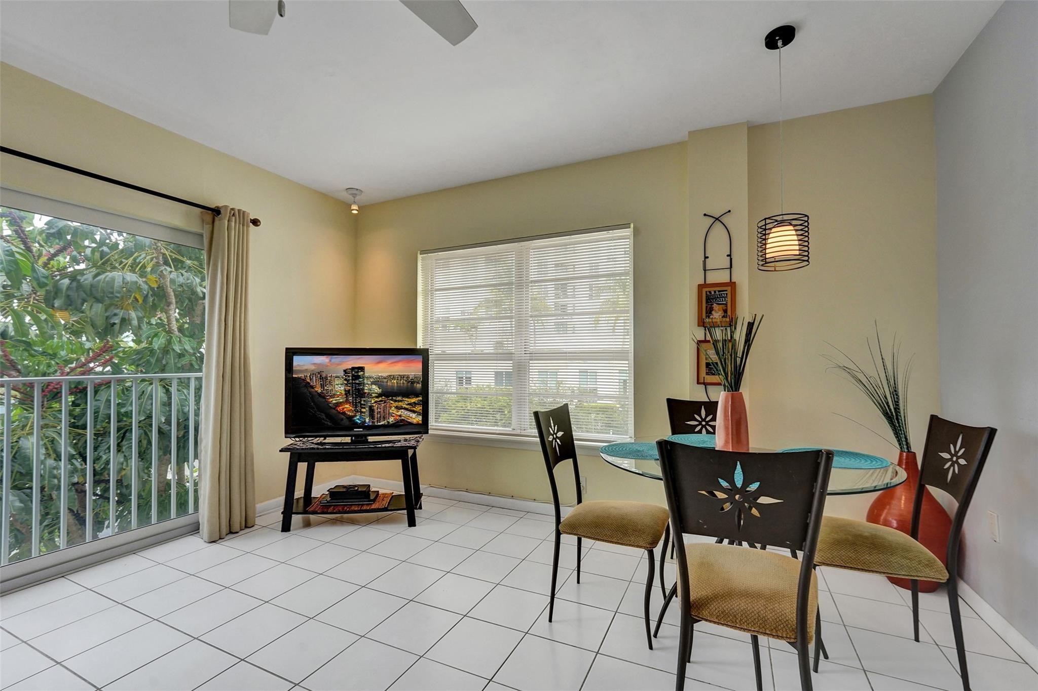 341 N Birch Road 316