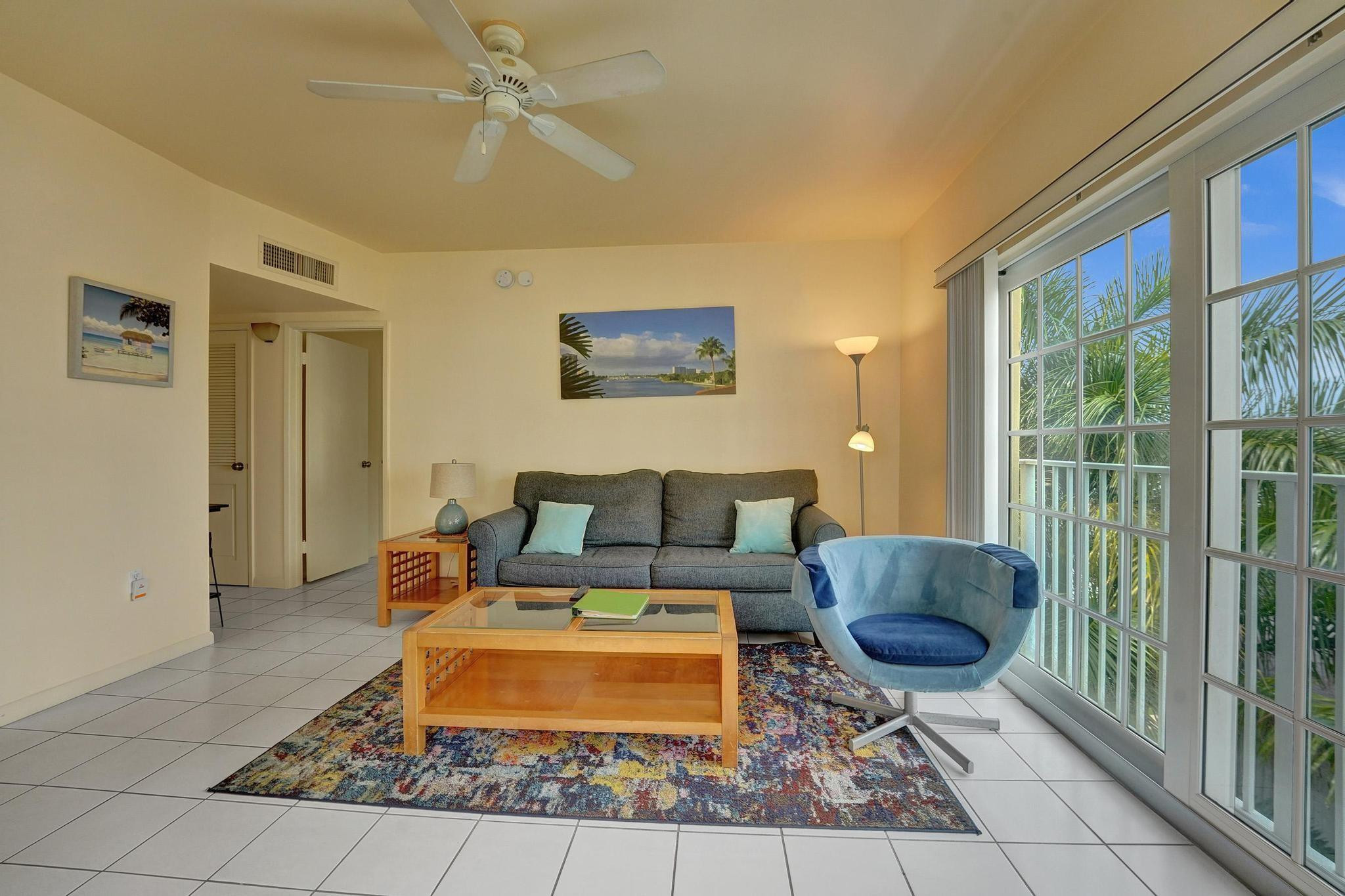 341 N Birch Road 416