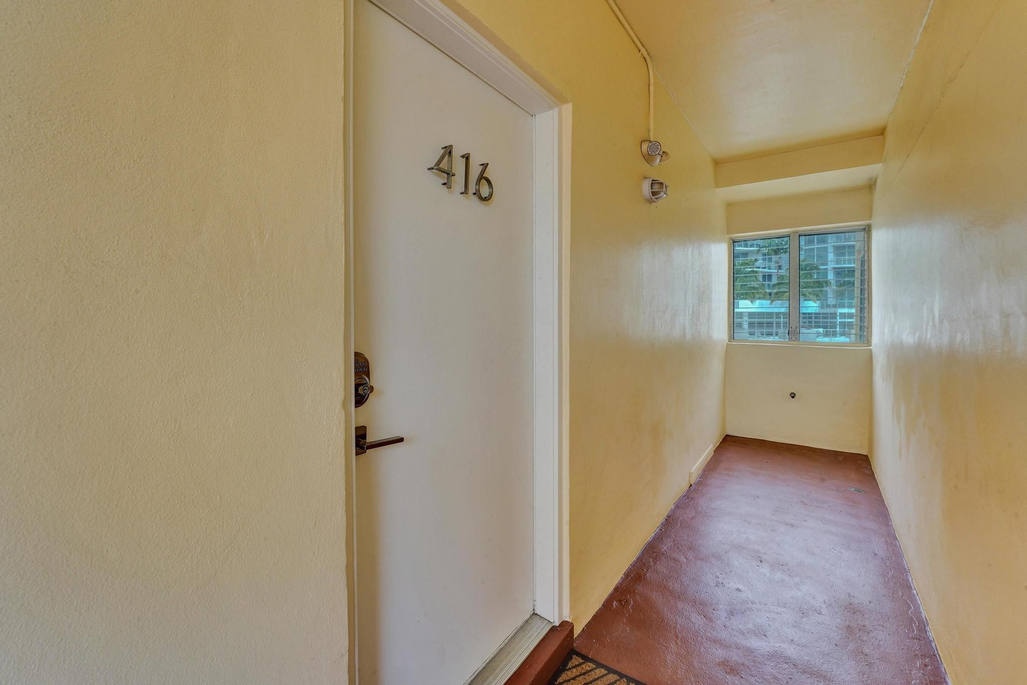 341 N Birch Road 416