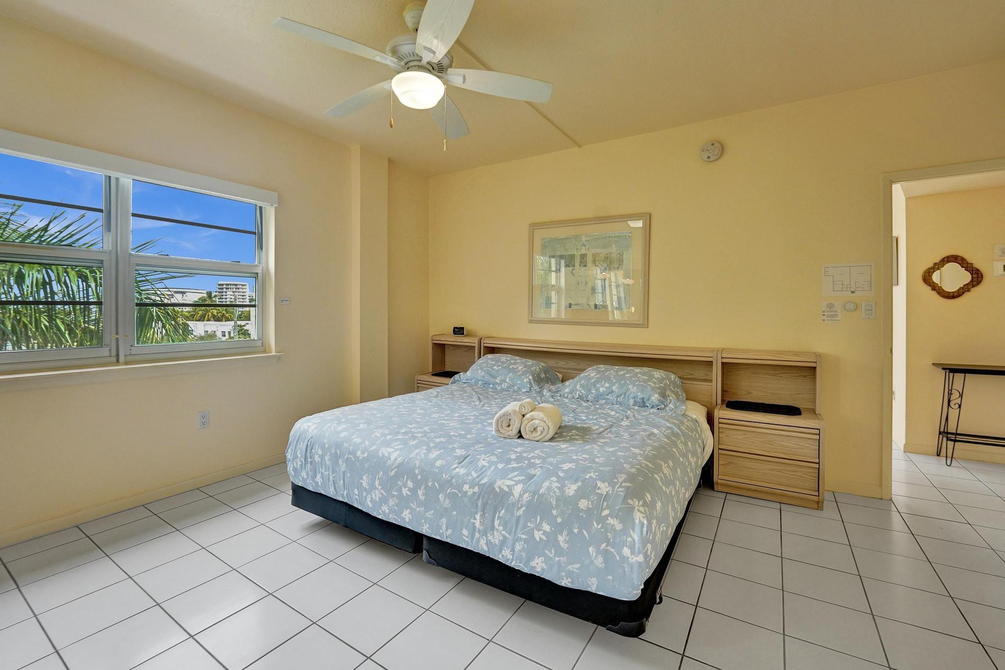 341 N Birch Road 416