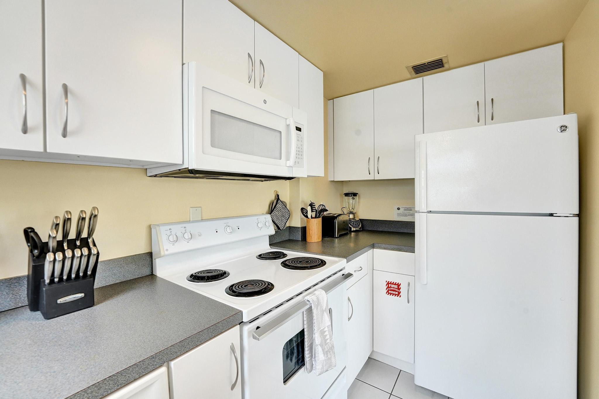 341 N Birch Road 416