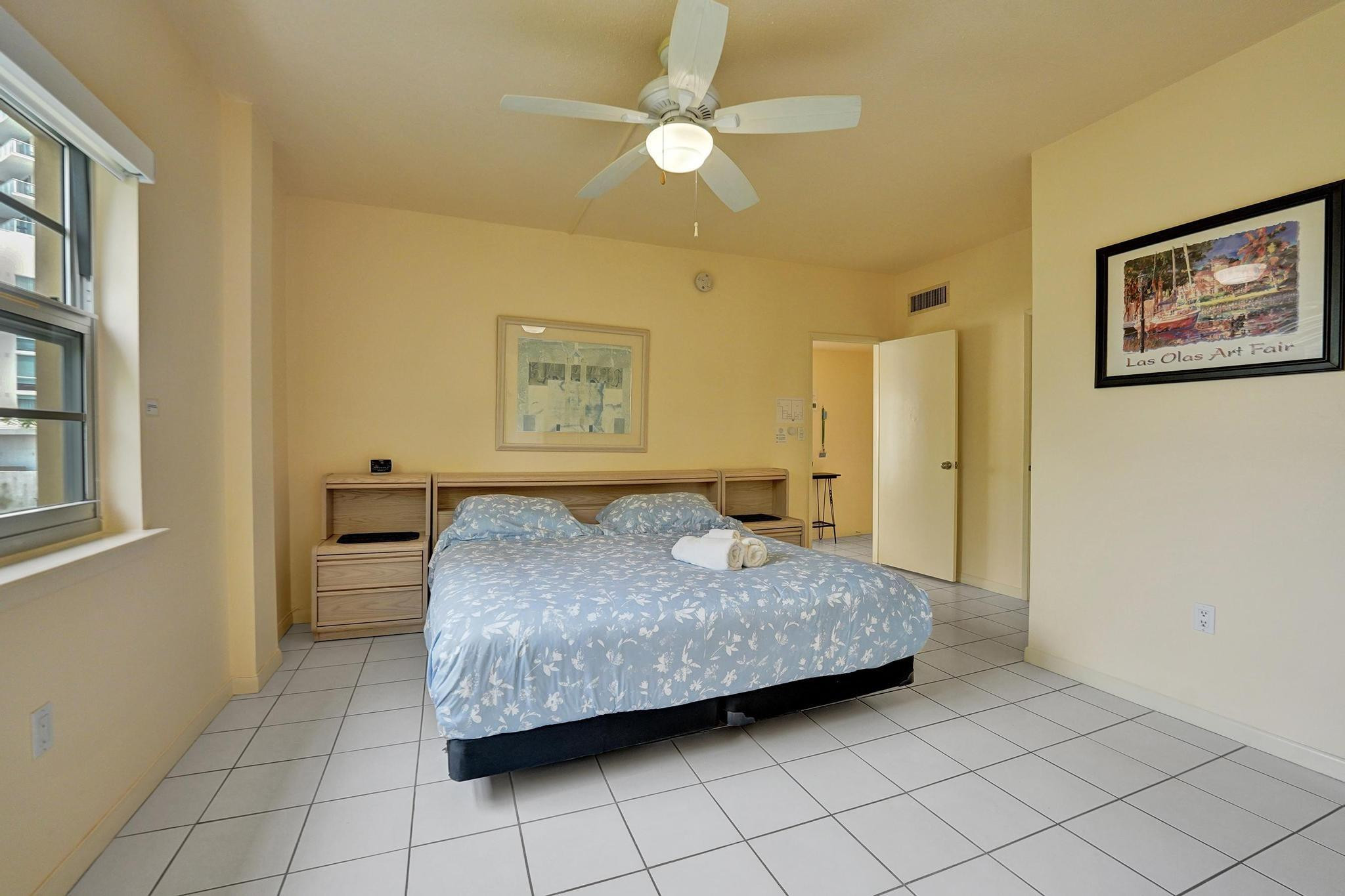 341 N Birch Road 416