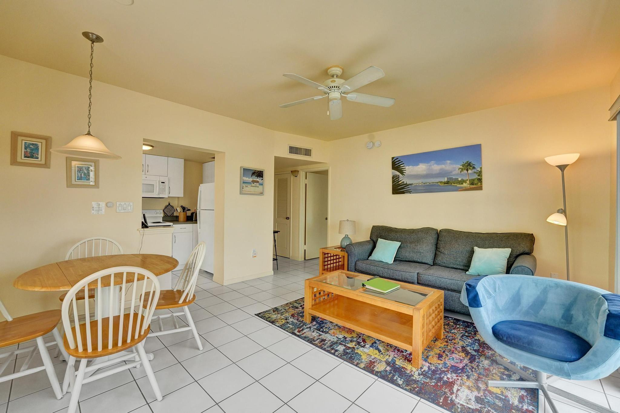 341 N Birch Road 416