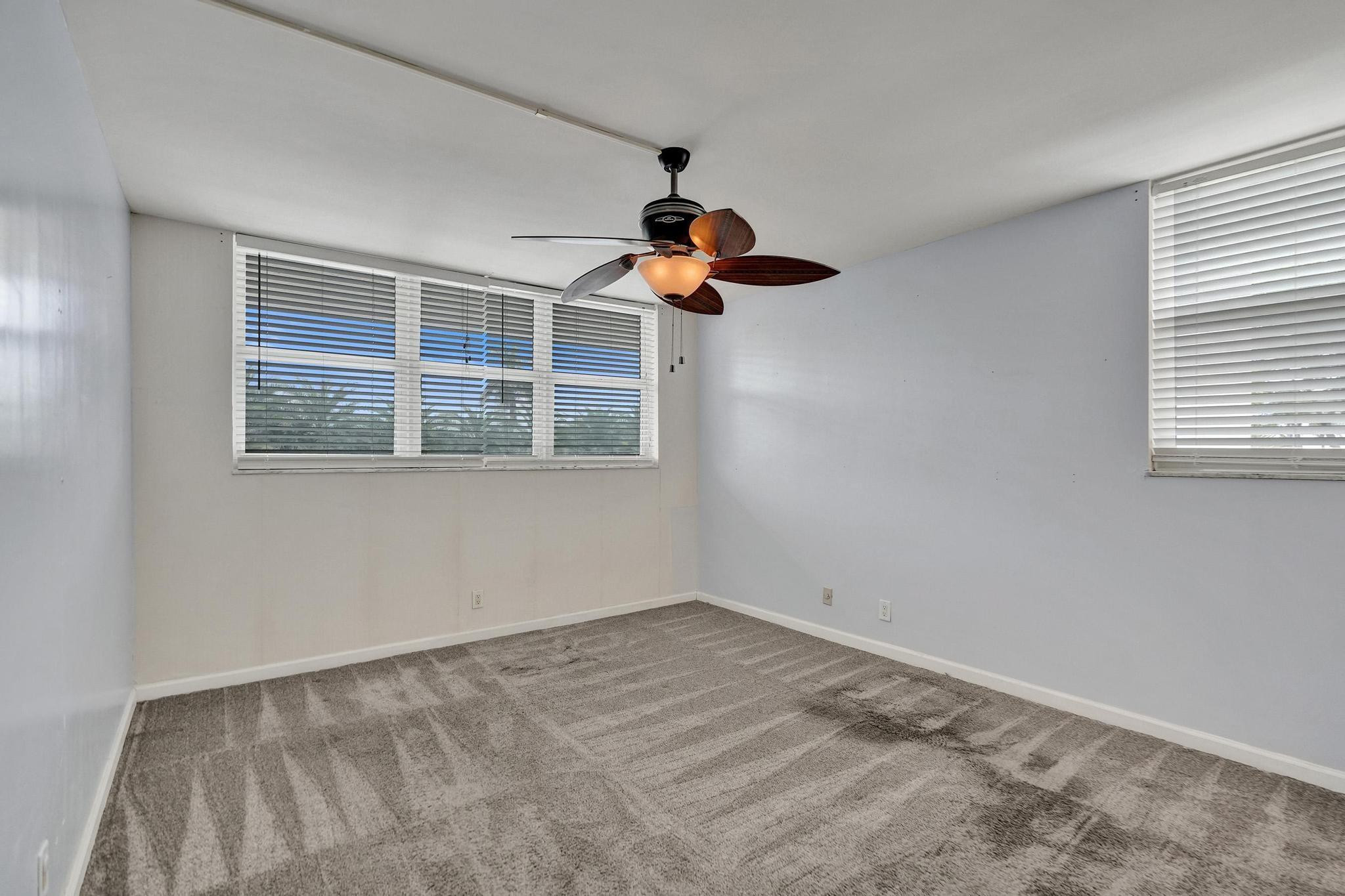 5300 NE 24th Ter 201 C