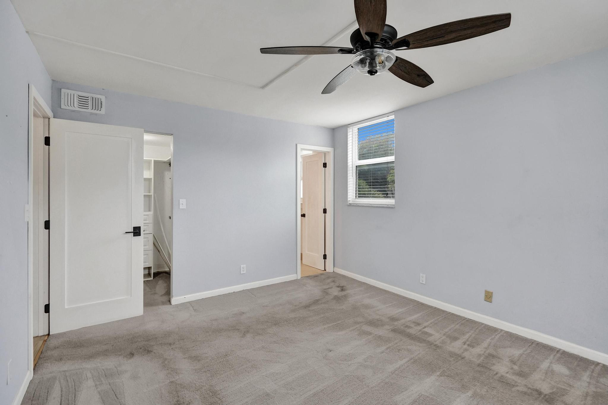 5300 NE 24th Ter 201 C