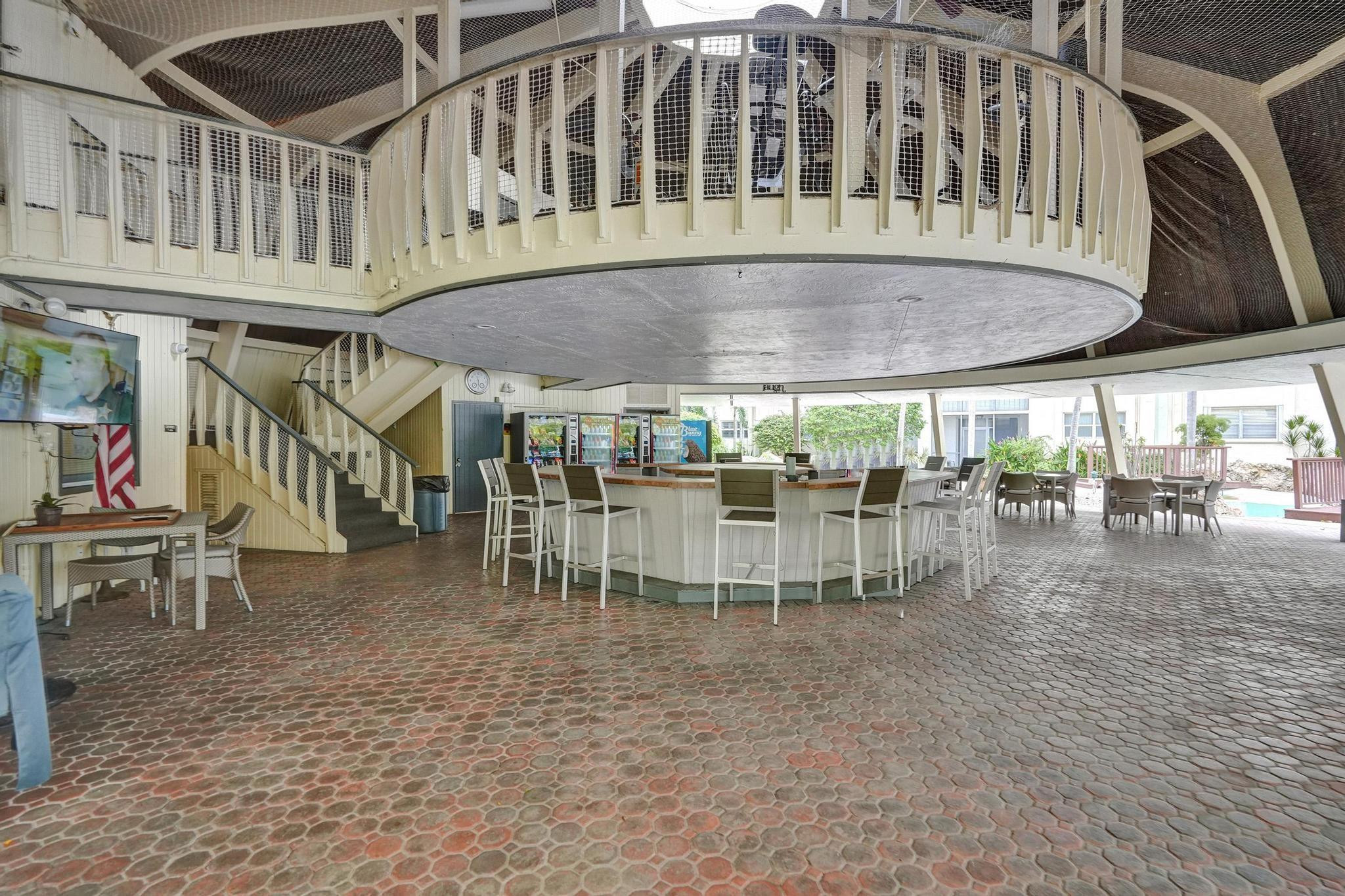 5300 NE 24th Ter 201 C