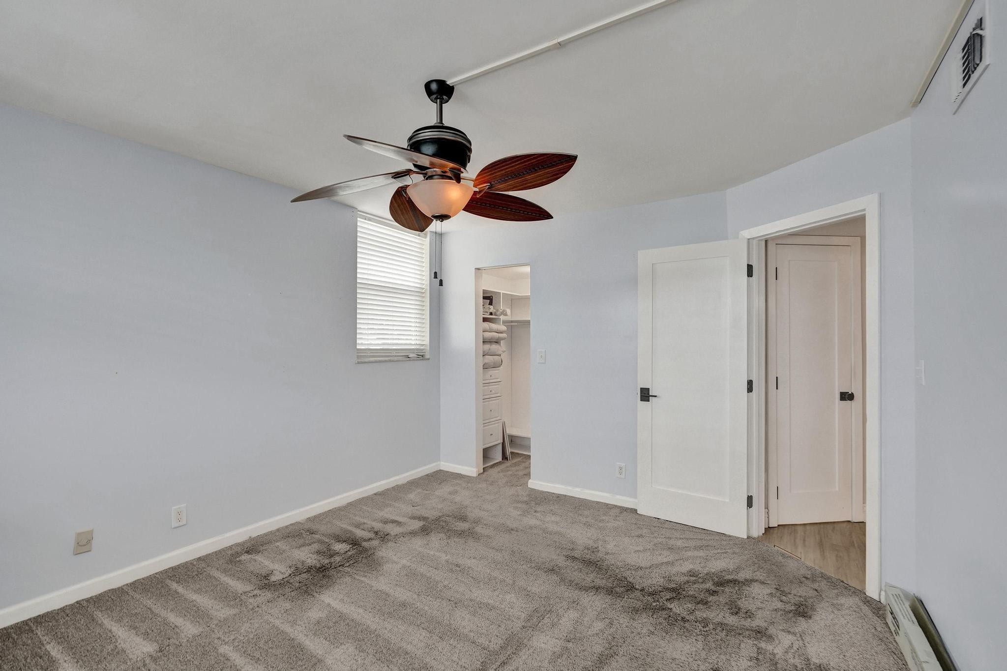 5300 NE 24th Ter 201 C