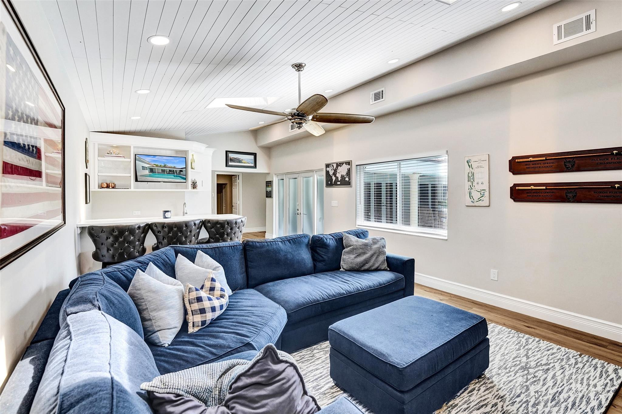 2608 NE 35th Street
