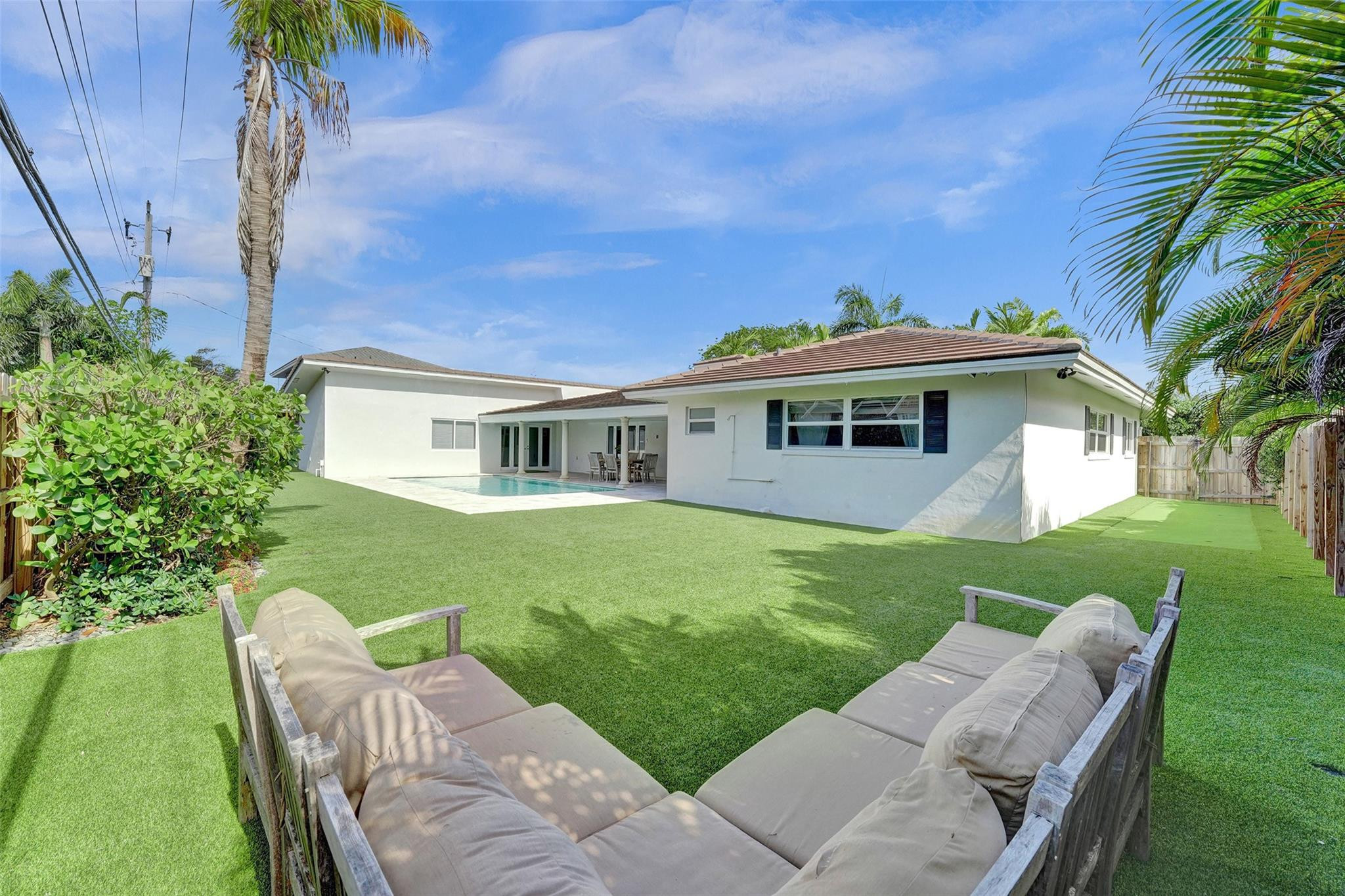 2608 NE 35th Street