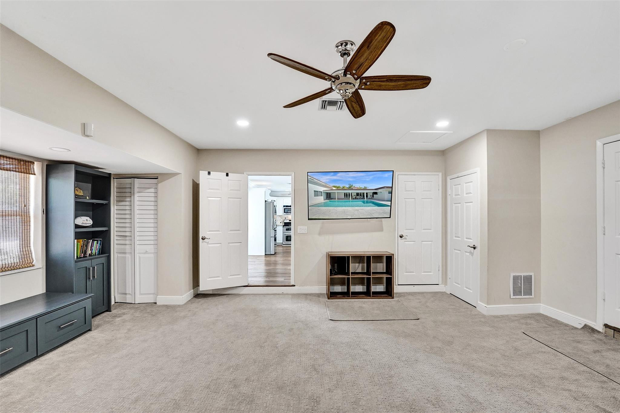 2608 NE 35th Street