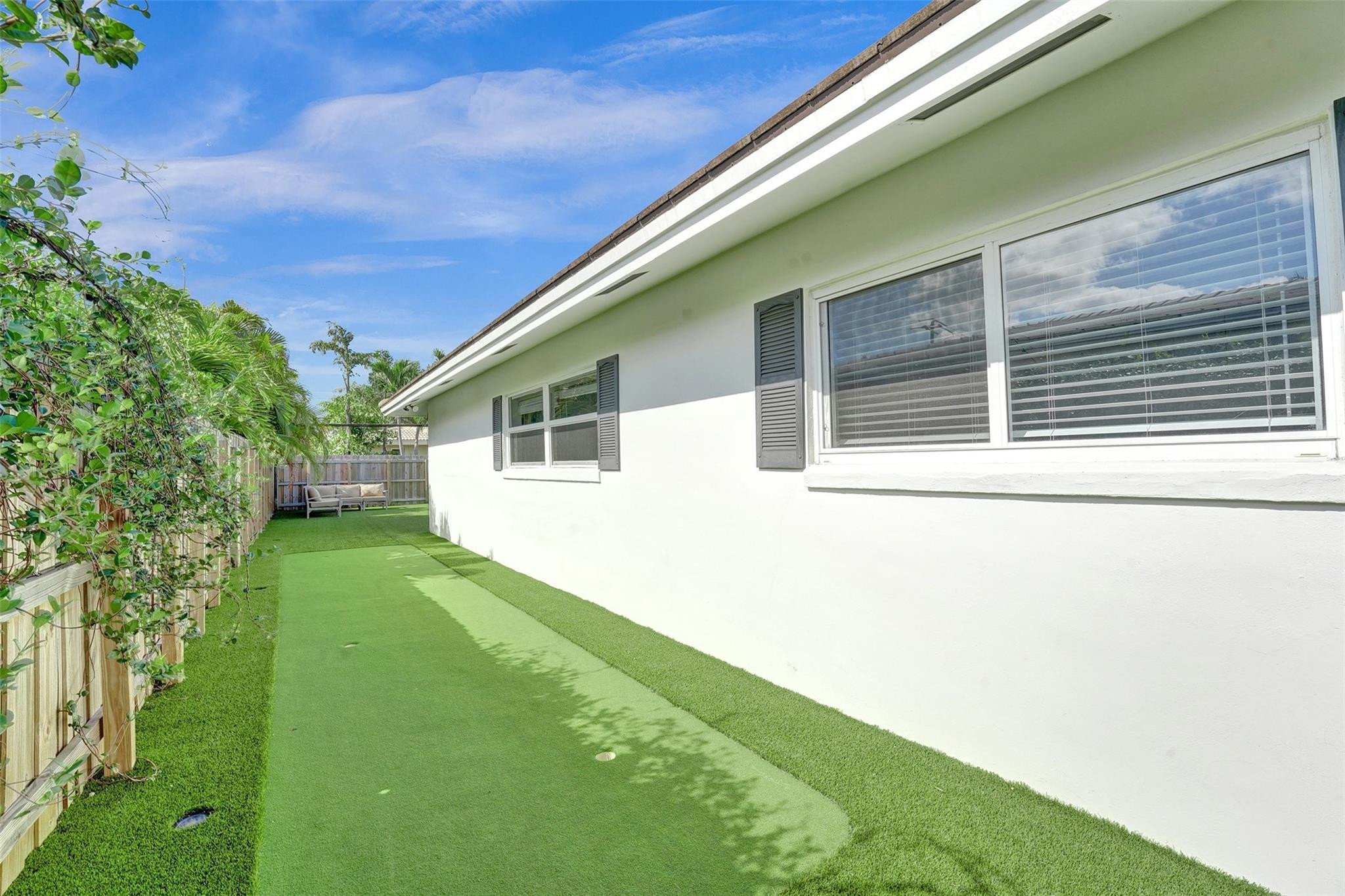 2608 NE 35th Street