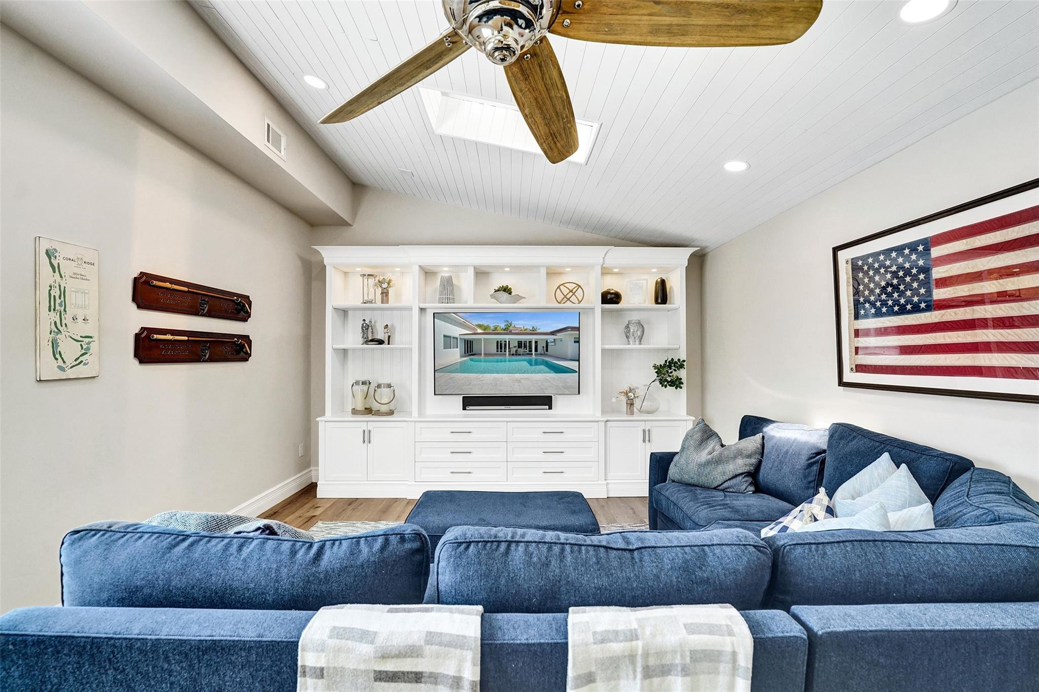 2608 NE 35th Street
