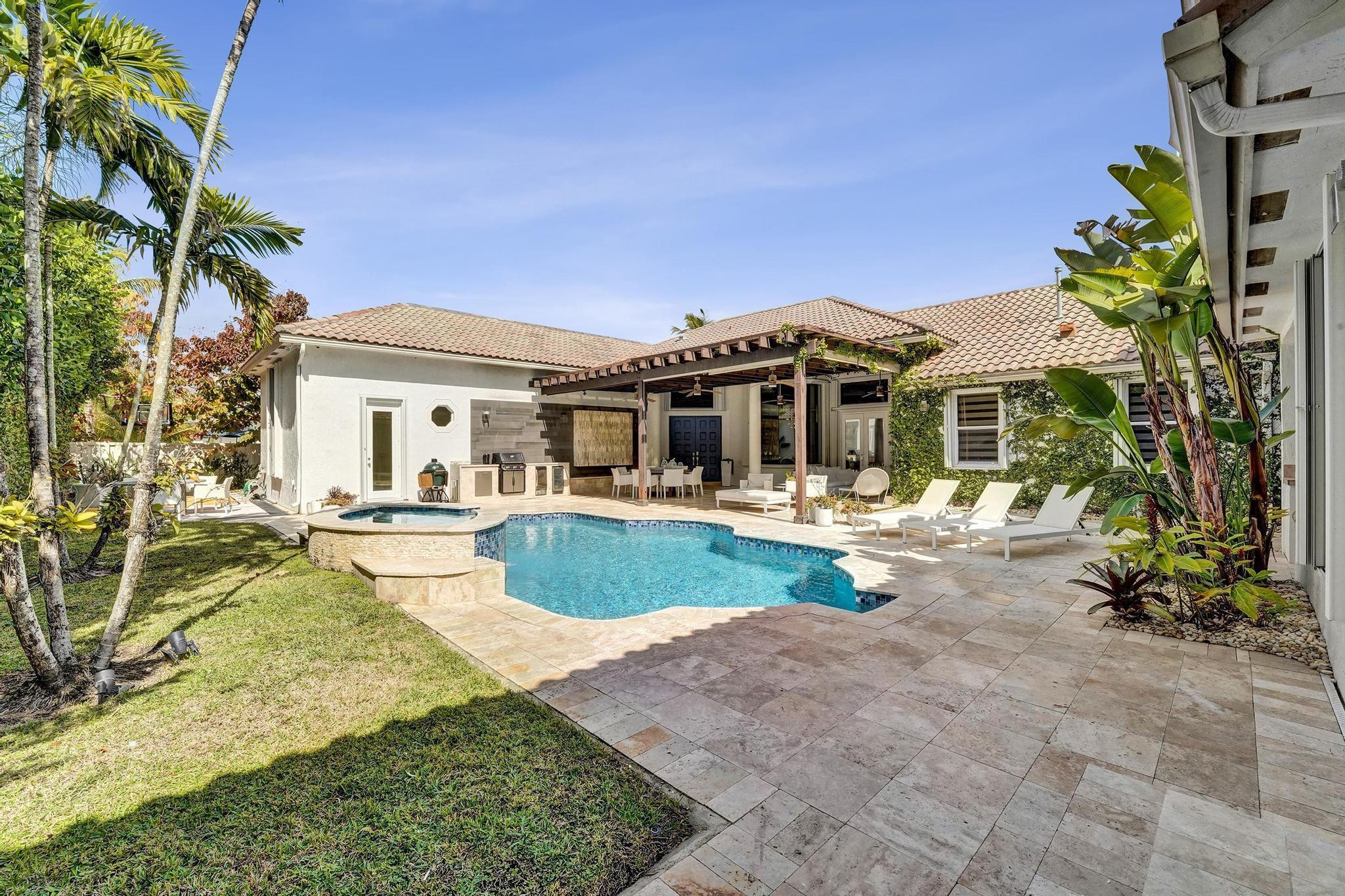 13763 NW 18th Court