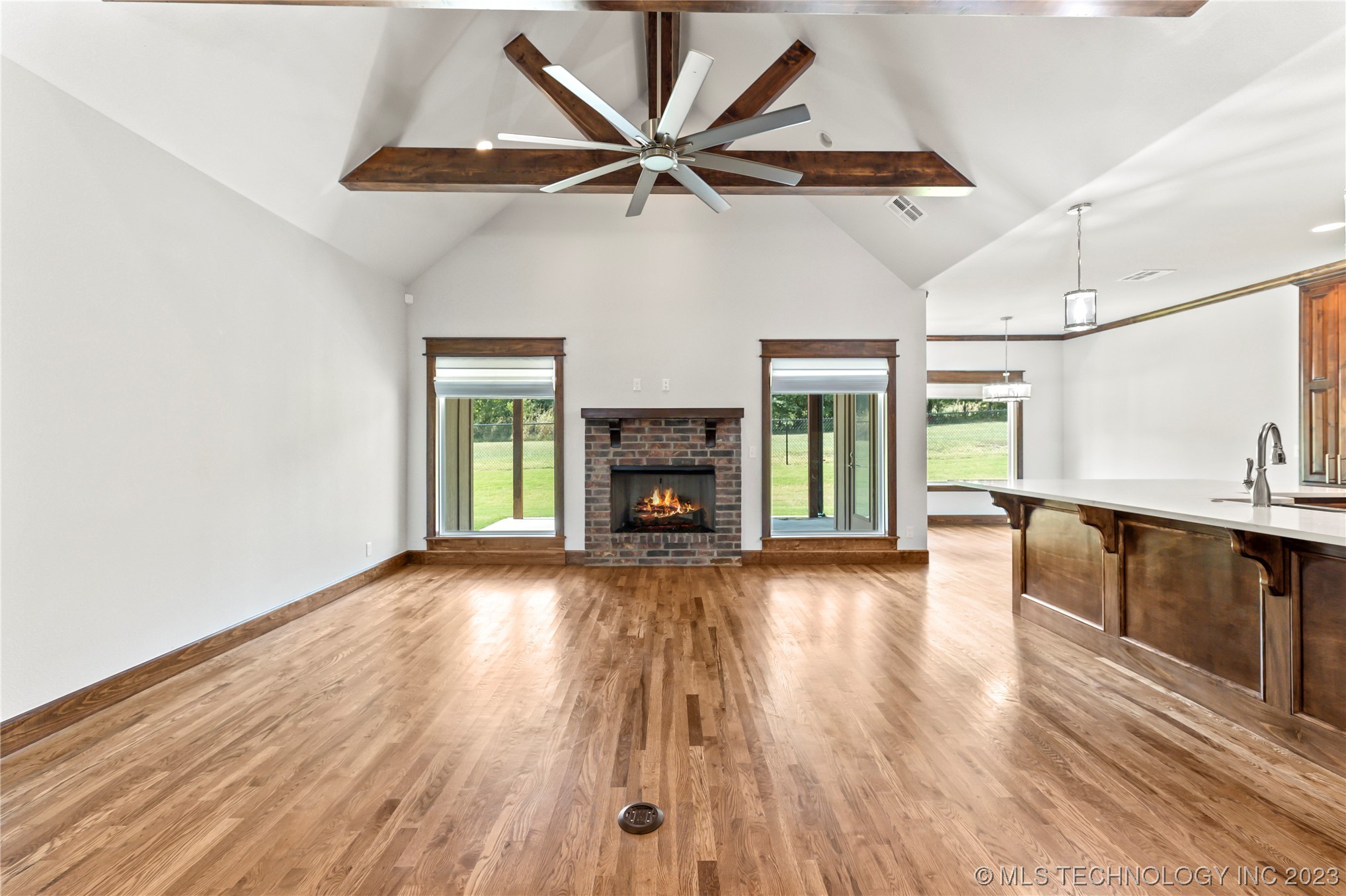 19238 E Chinquapin Drive