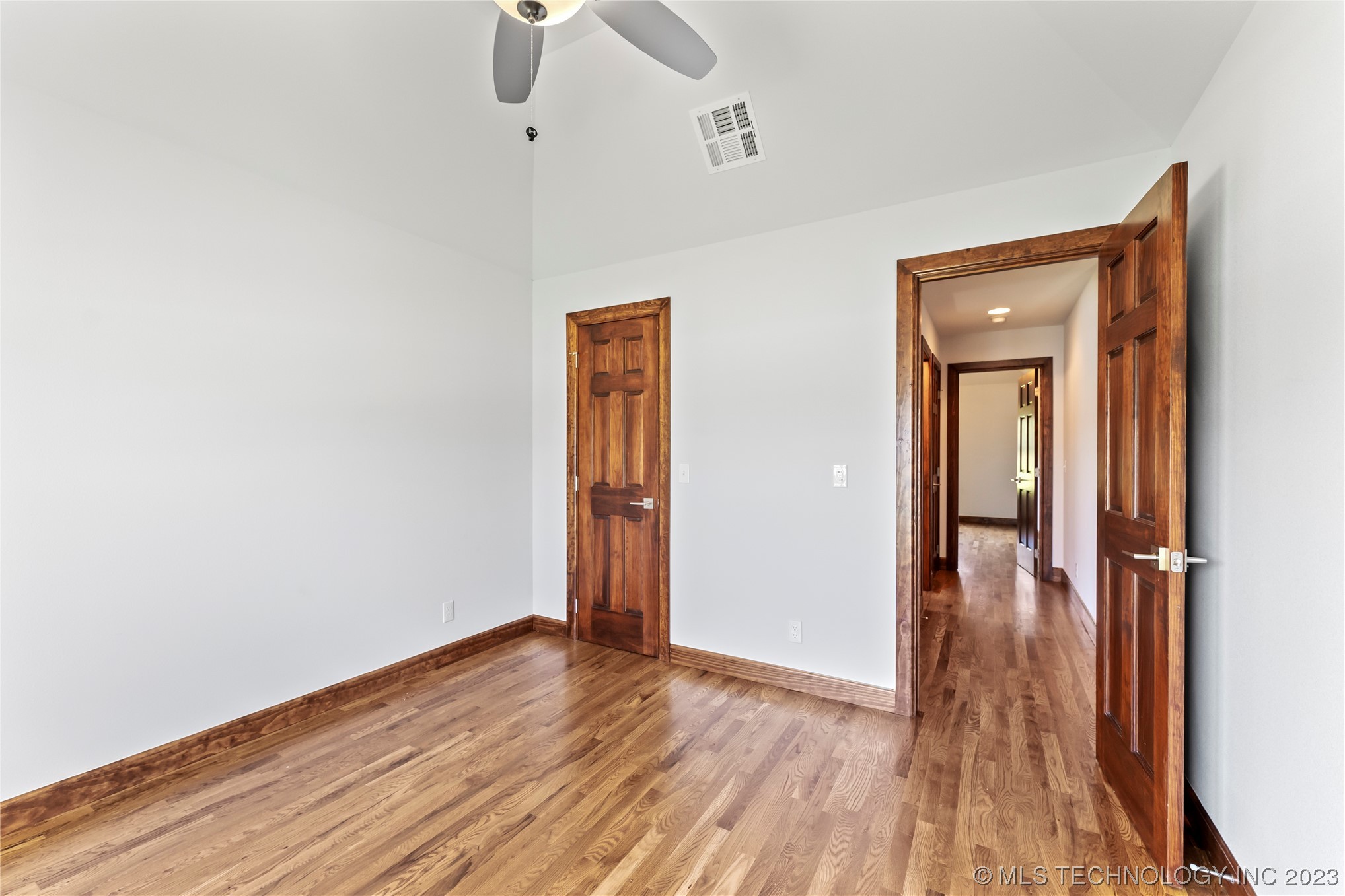 19238 E Chinquapin Drive