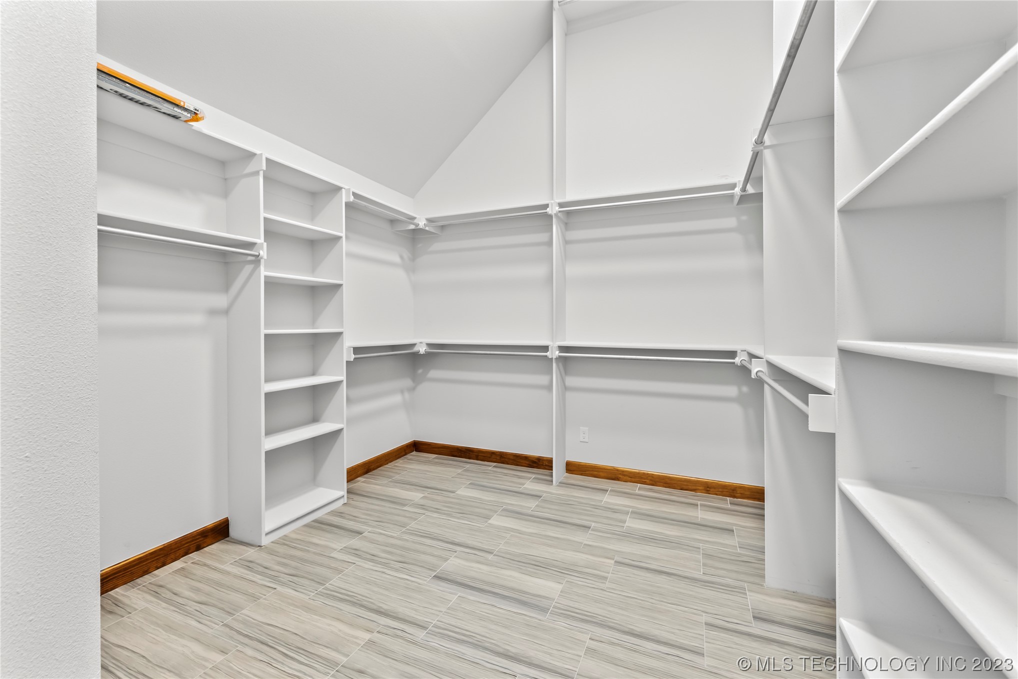 19238 E Chinquapin Drive