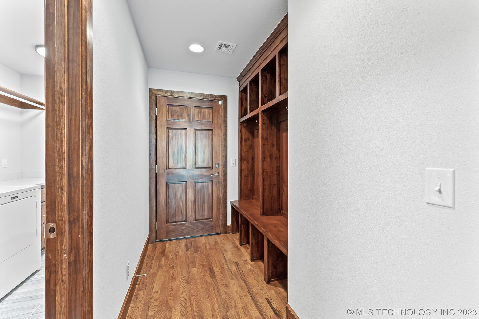 19238 E Chinquapin Drive