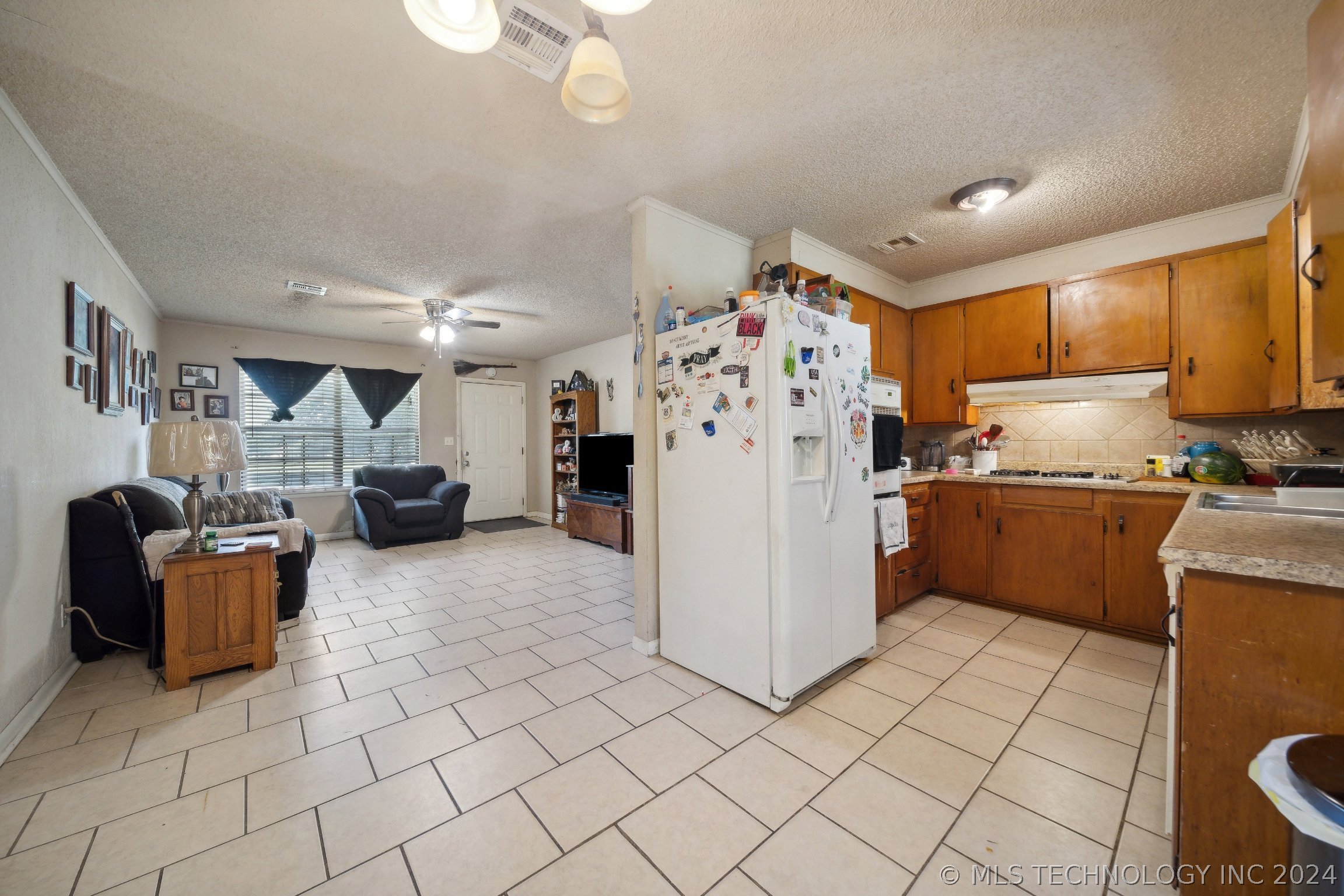 320 E 49th Street North