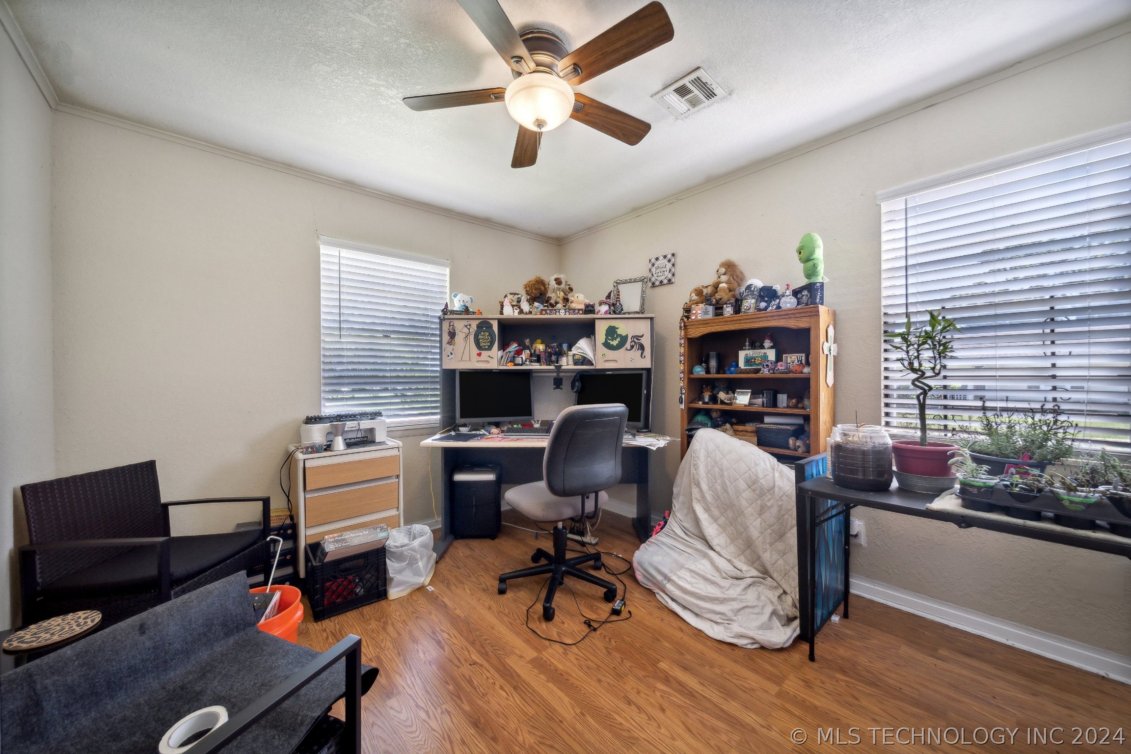 320 E 49th Street North