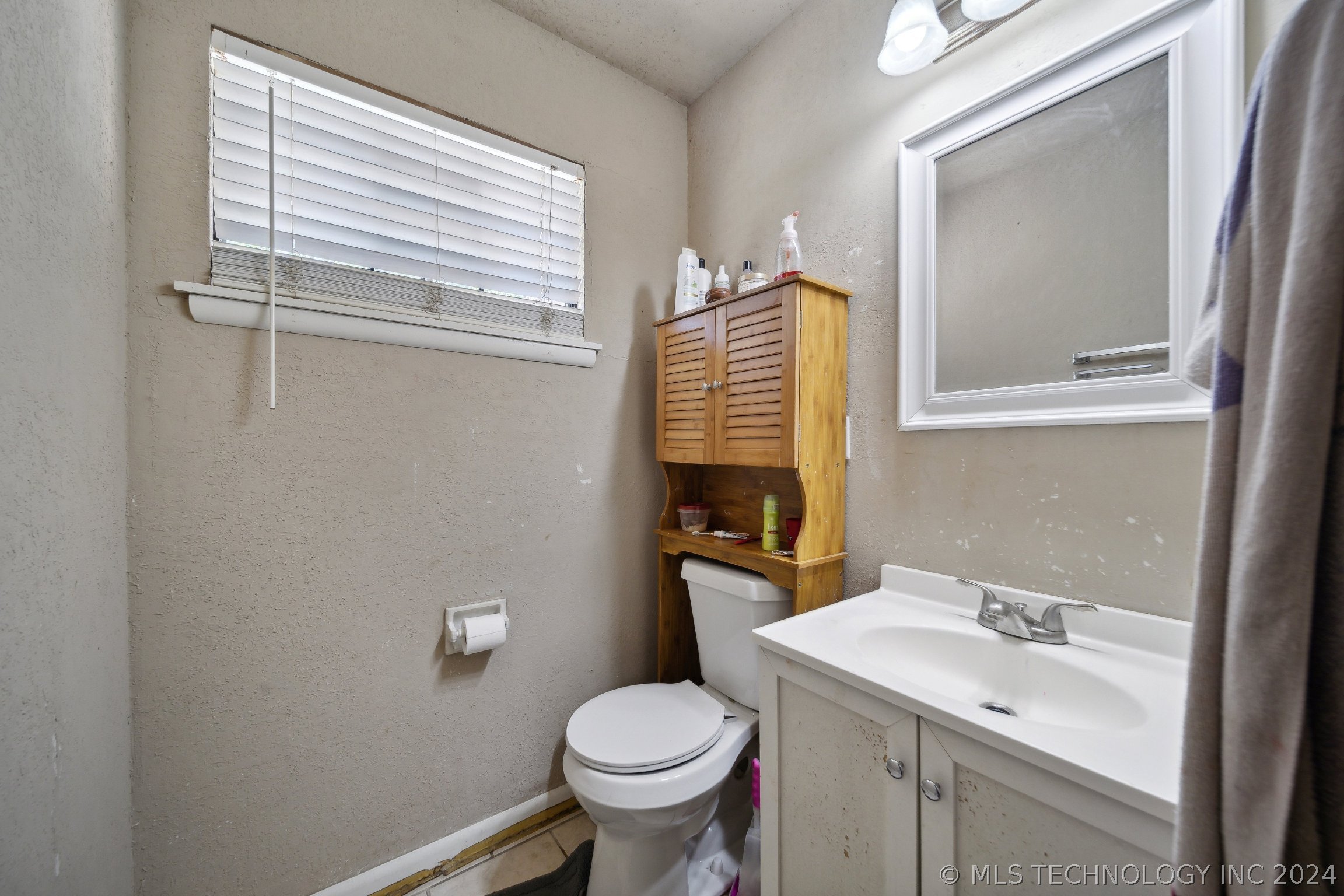 320 E 49th Street North