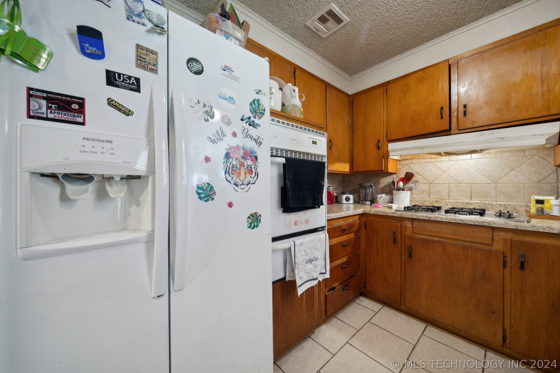 320 E 49th Street North