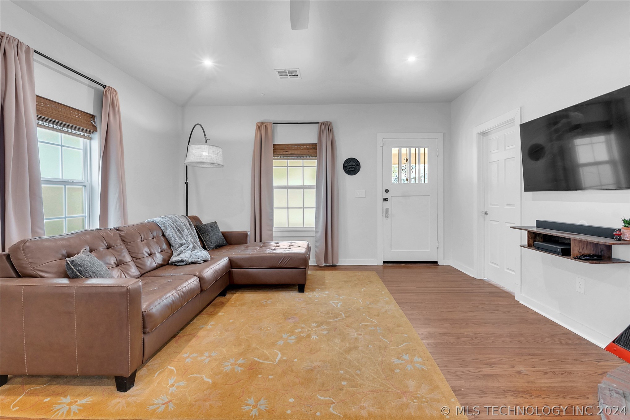 532 S Yorktown Avenue