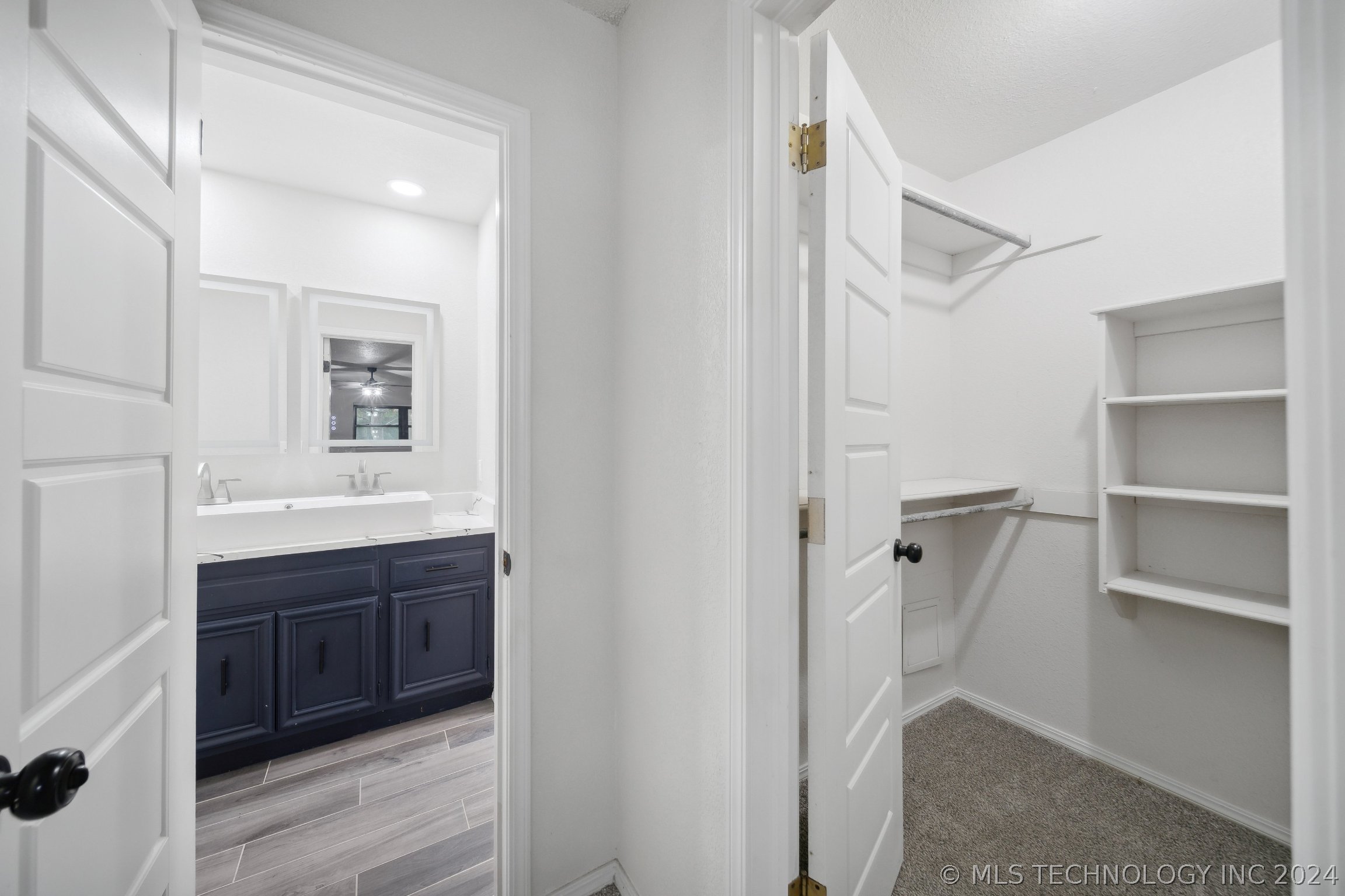 6950 S 77th East Avenue