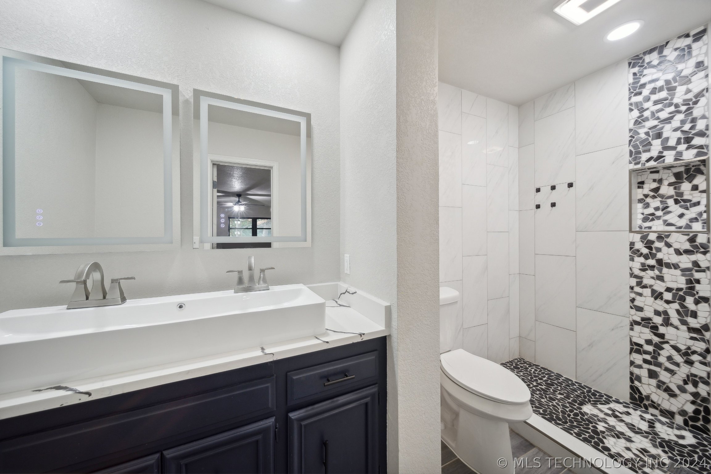 6950 S 77th East Avenue