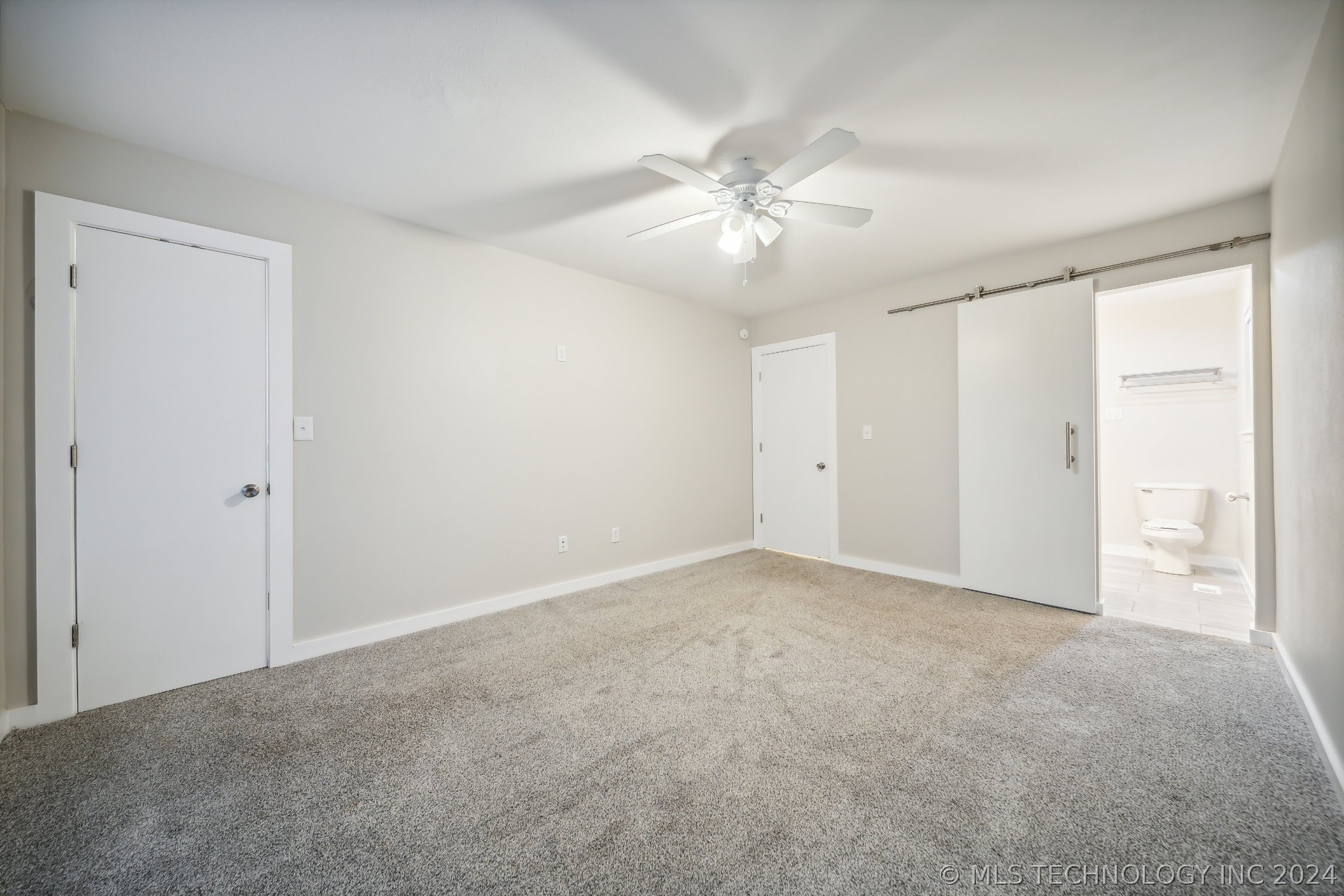 1201 W Sherwood Lane