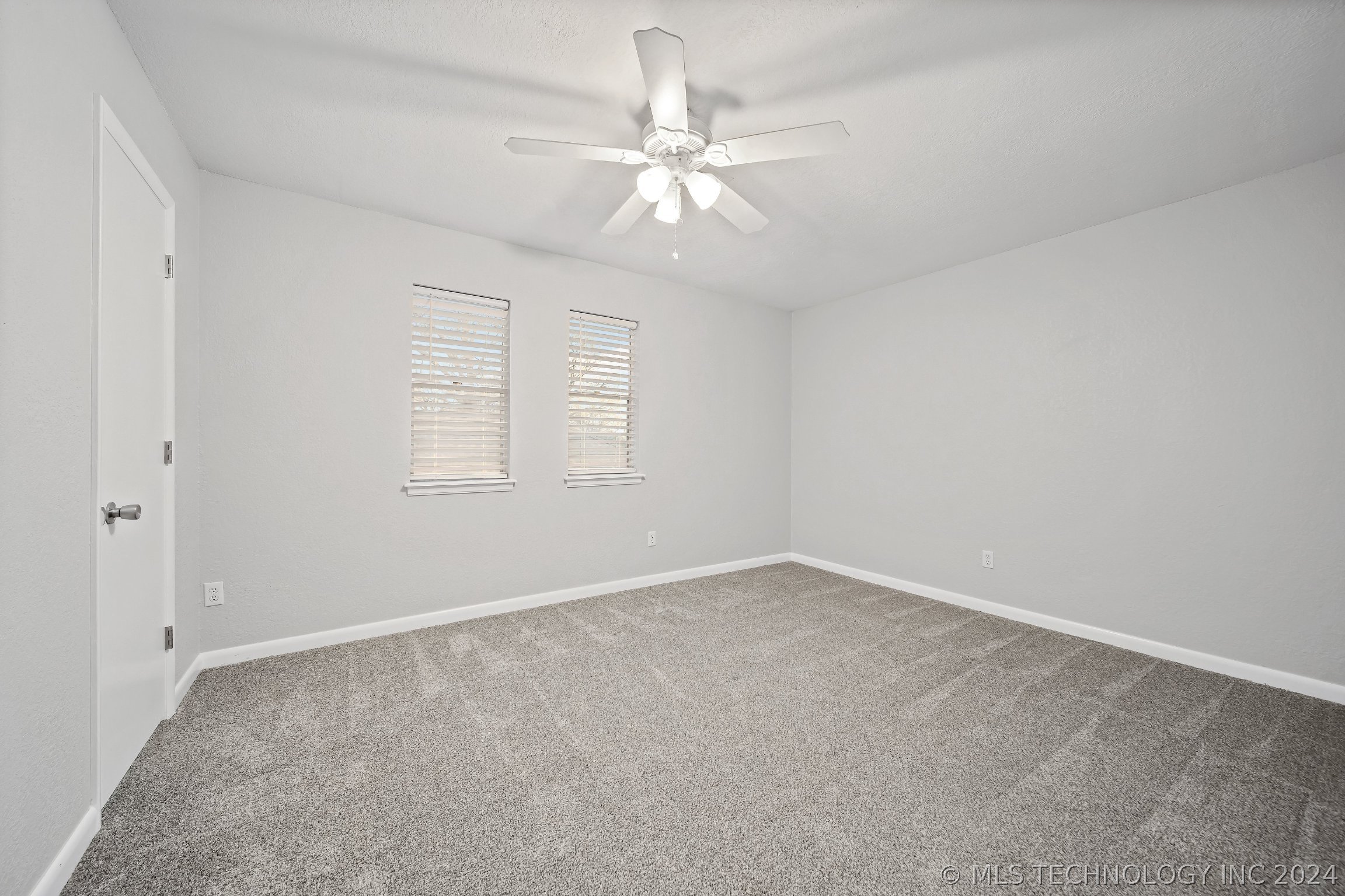 1201 W Sherwood Lane