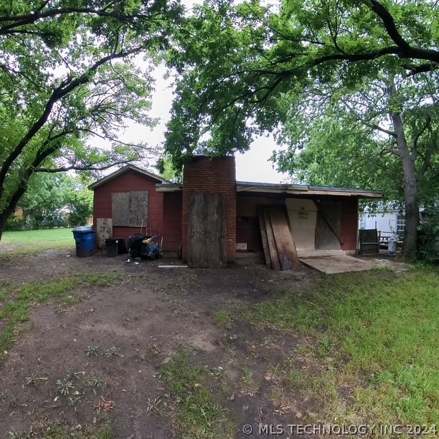 1541 N Xanthus Avenue