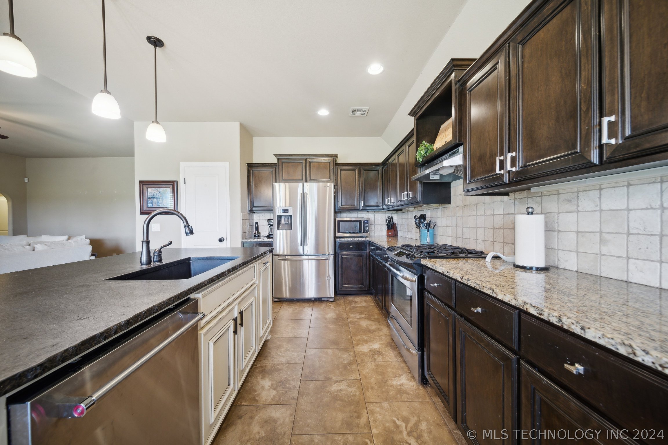 2119 E 132nd Street S