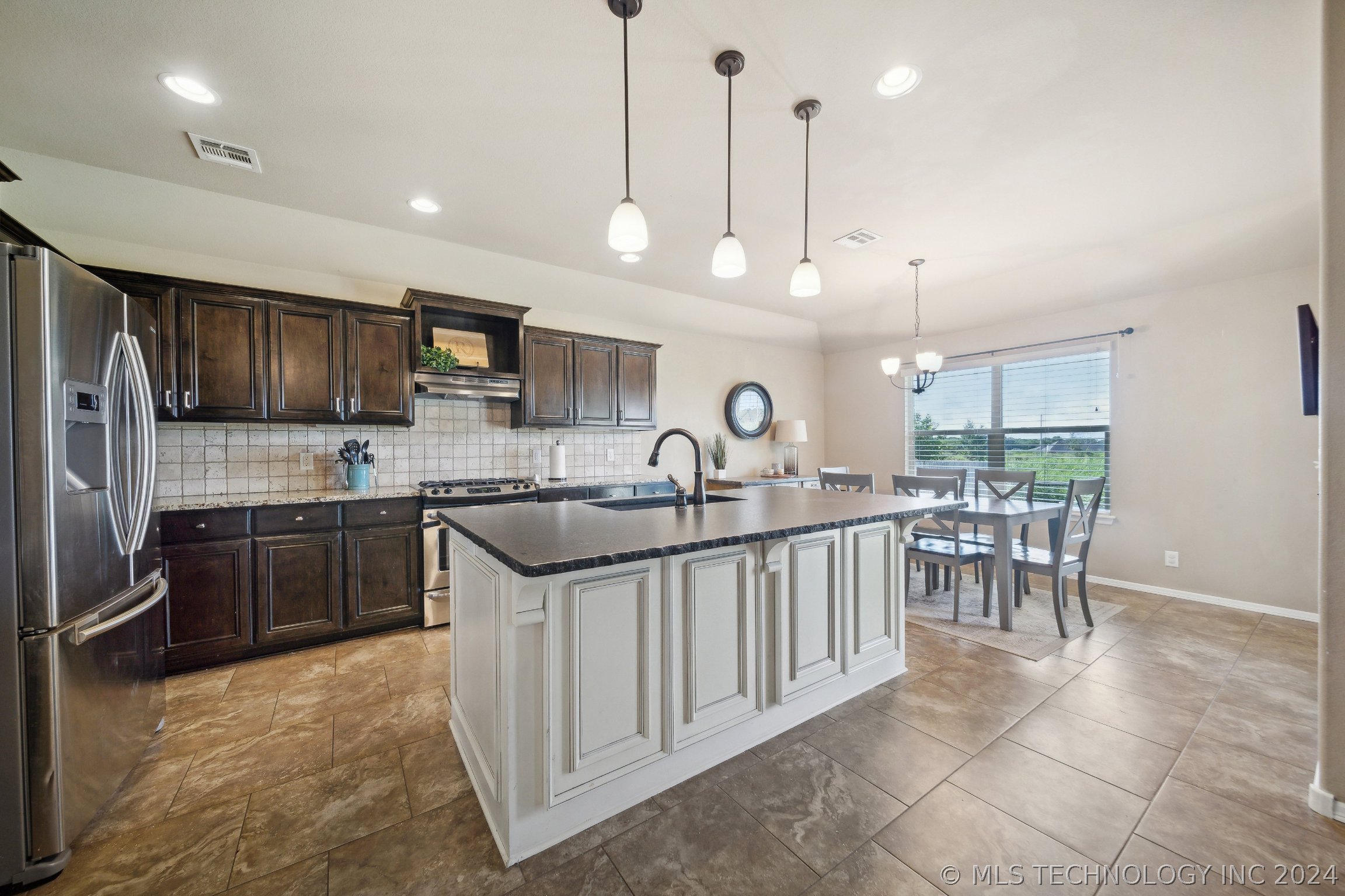 2119 E 132nd Street S