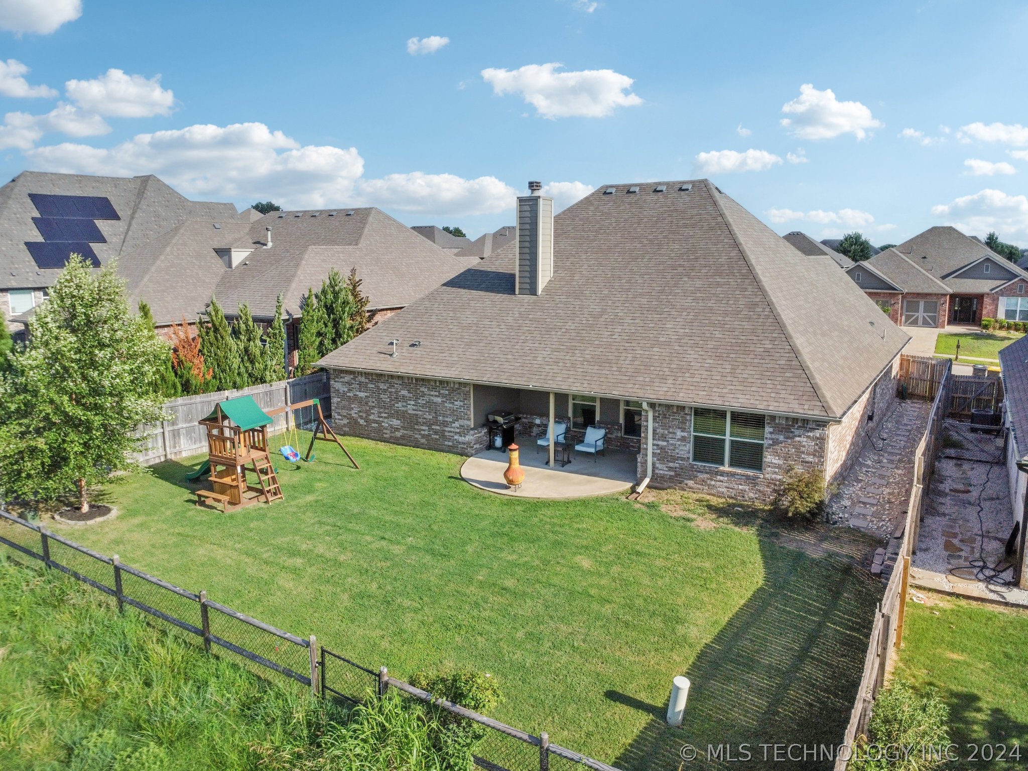 2119 E 132nd Street S