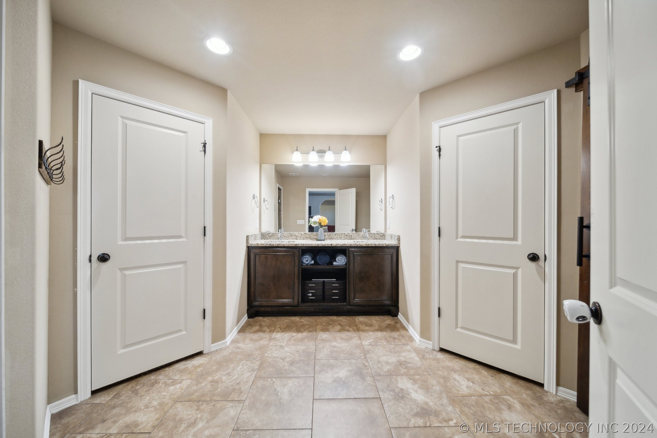 2119 E 132nd Street S