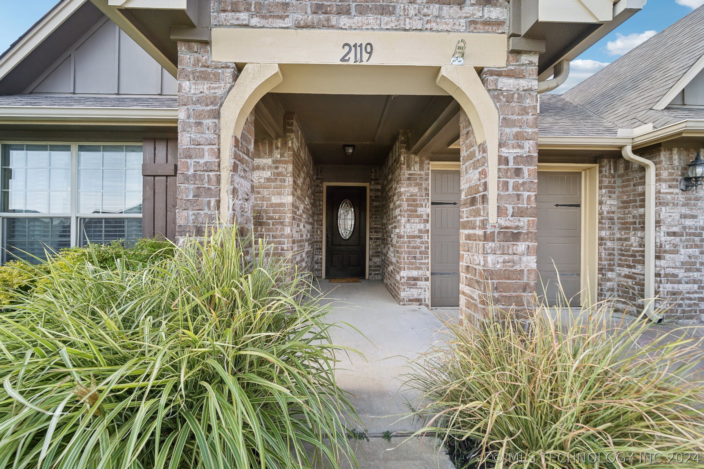 2119 E 132nd Street S