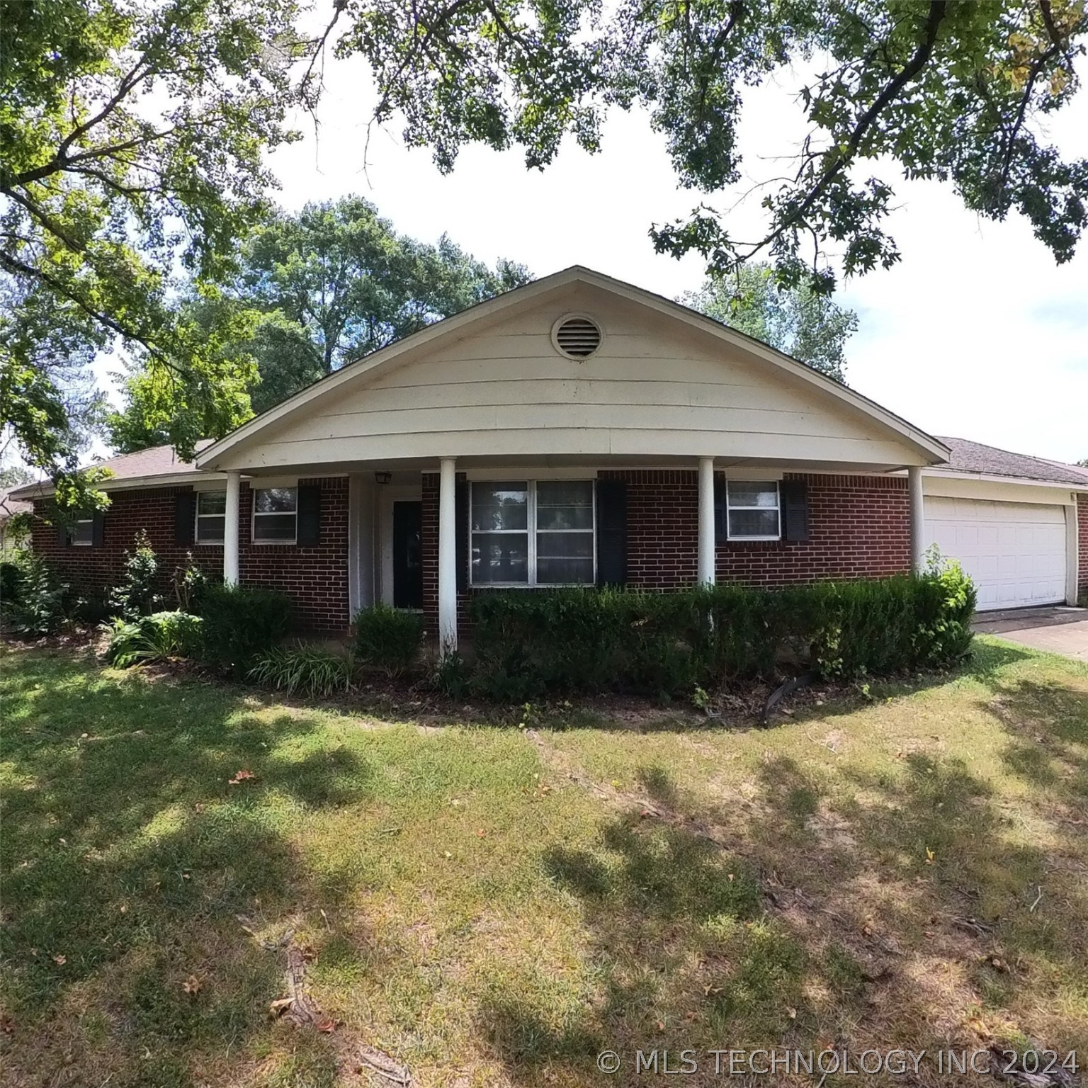 713 Grand View Boulevard