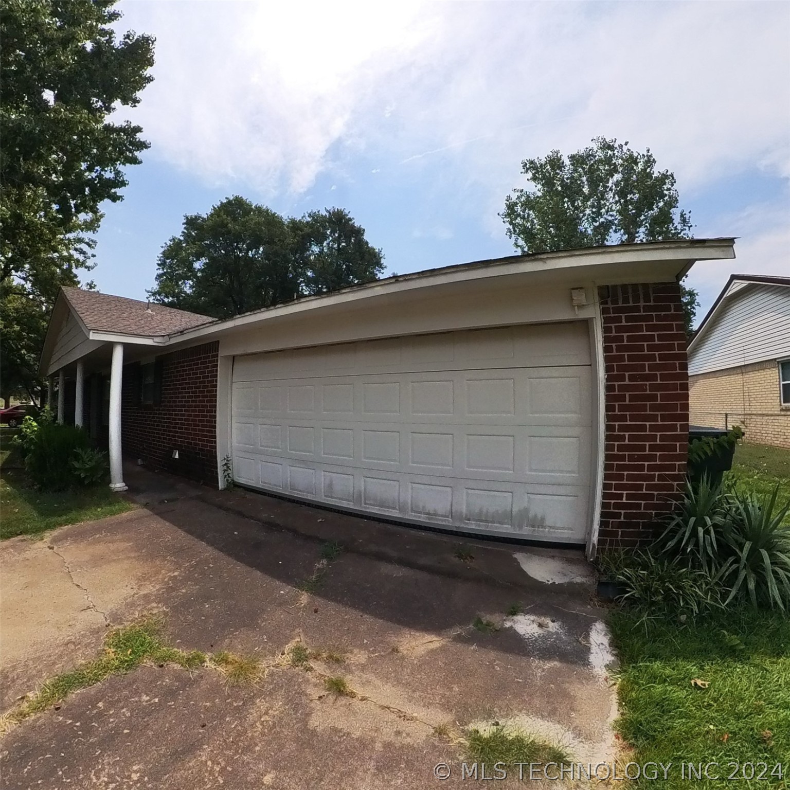 713 Grand View Boulevard