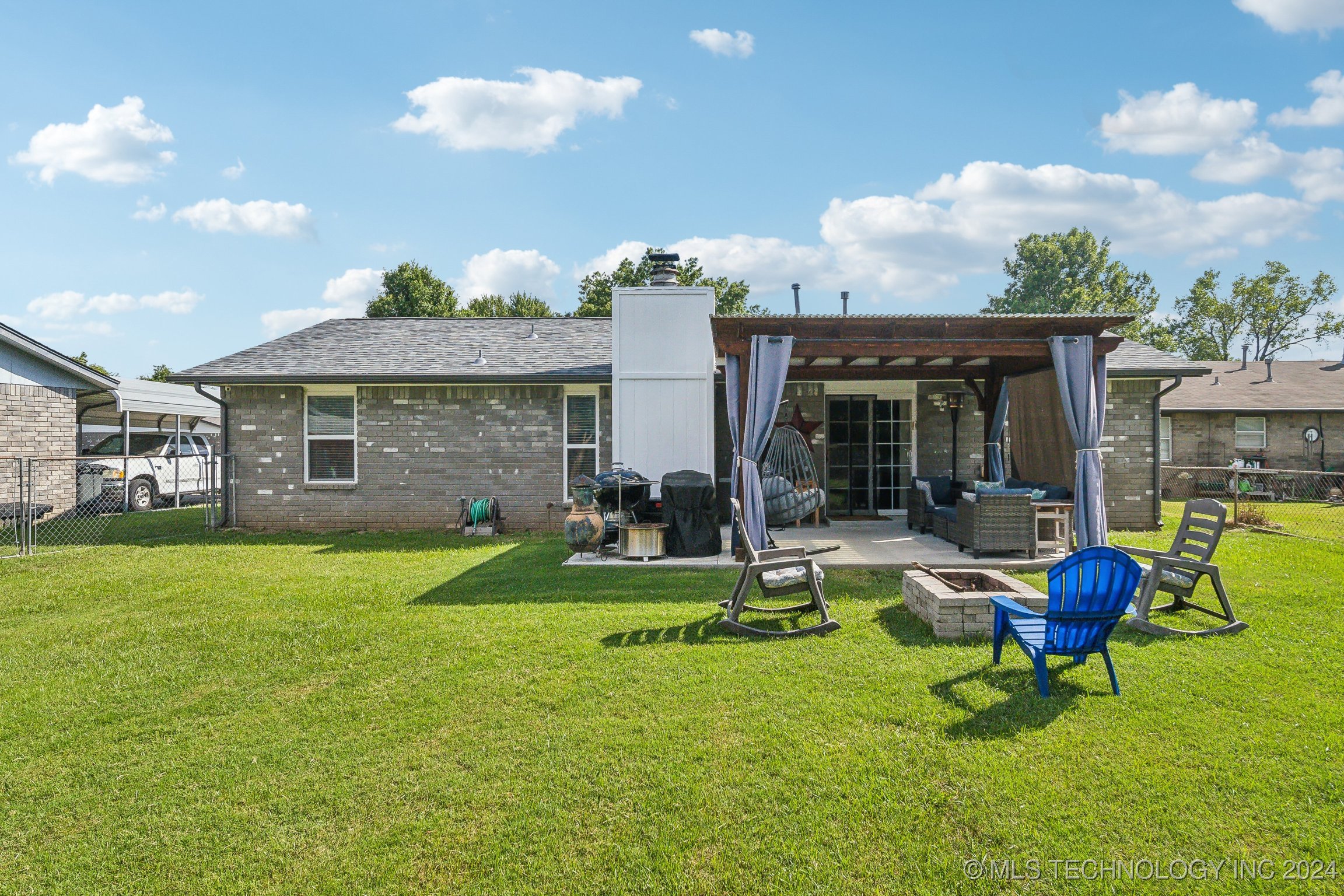 719 E Glenpool Boulevard