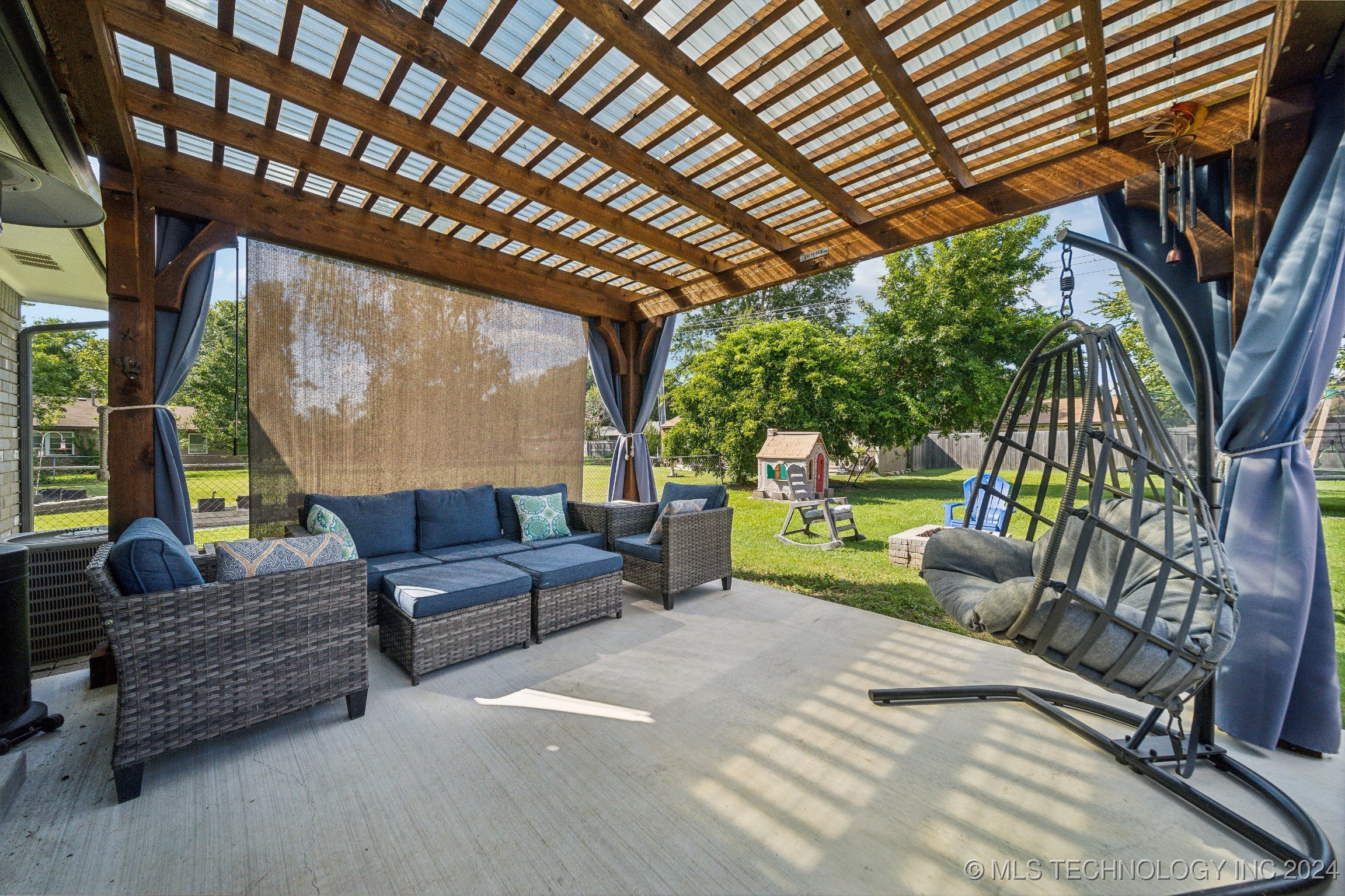 719 E Glenpool Boulevard