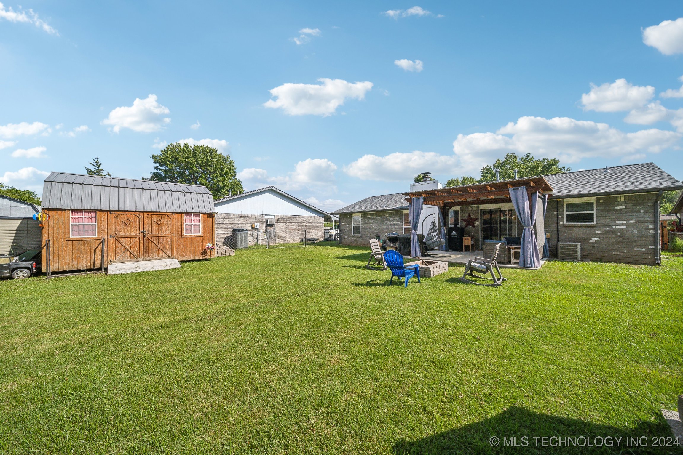 719 E Glenpool Boulevard