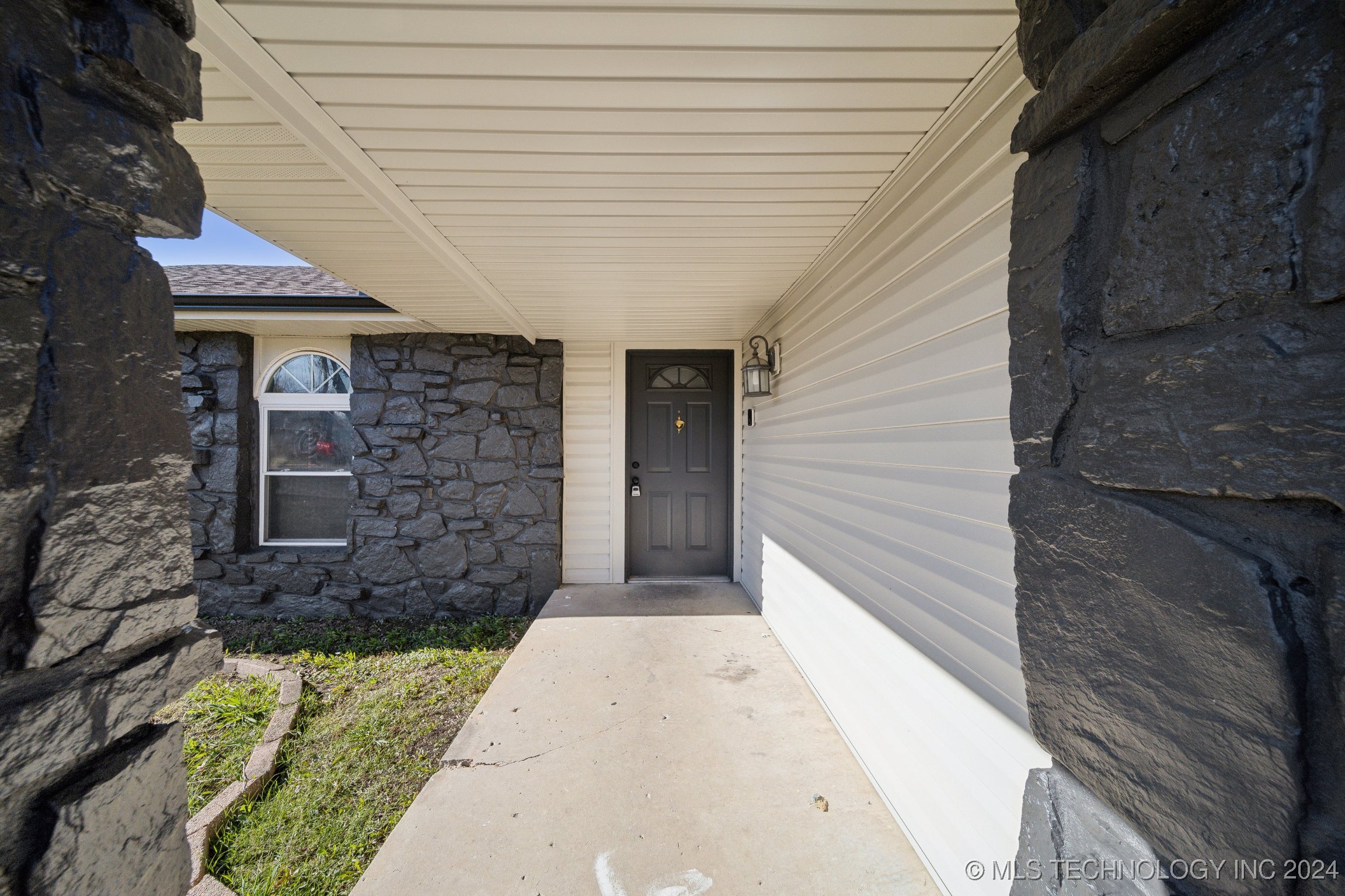 1316 S 123rd East Place