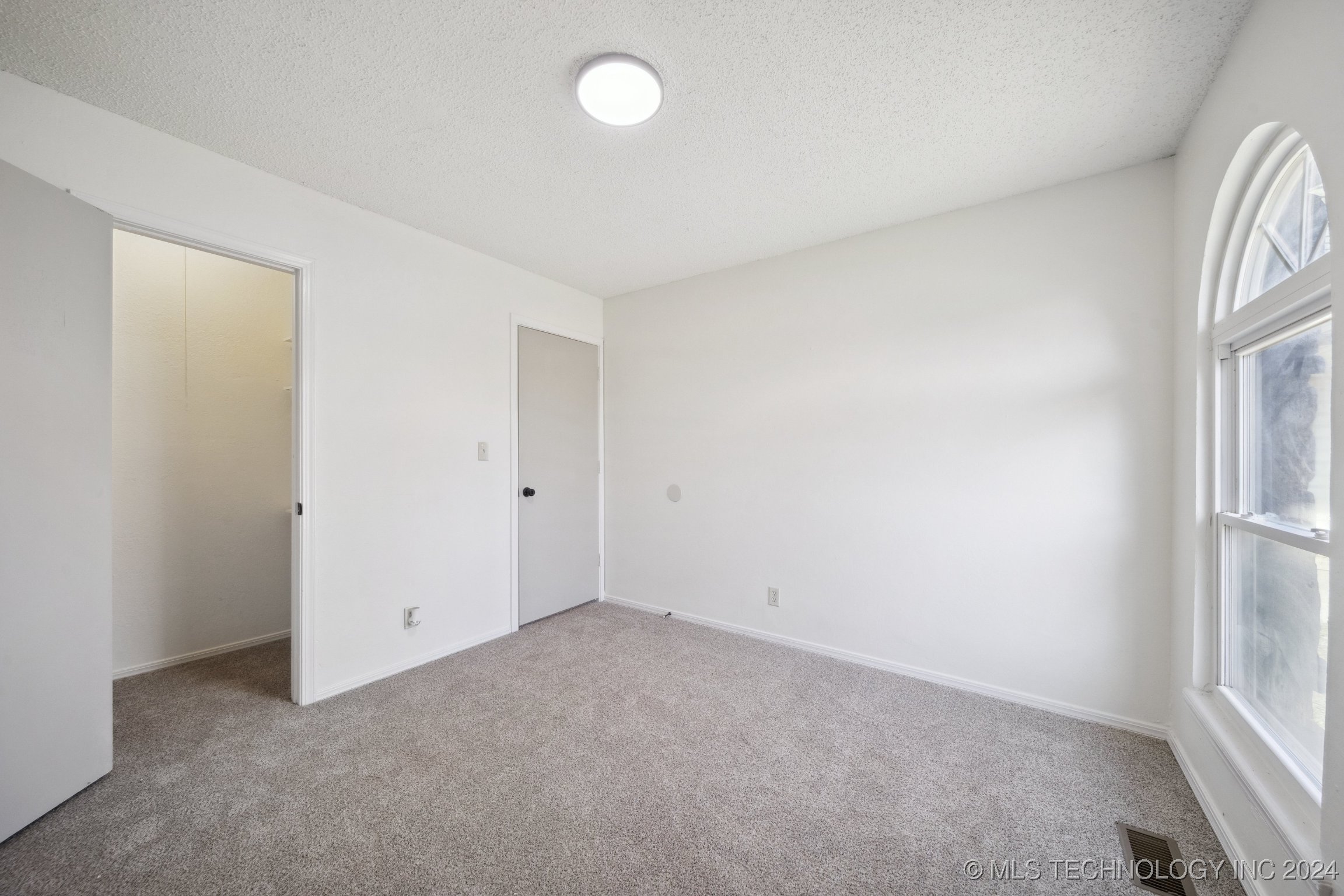 1316 S 123rd East Place