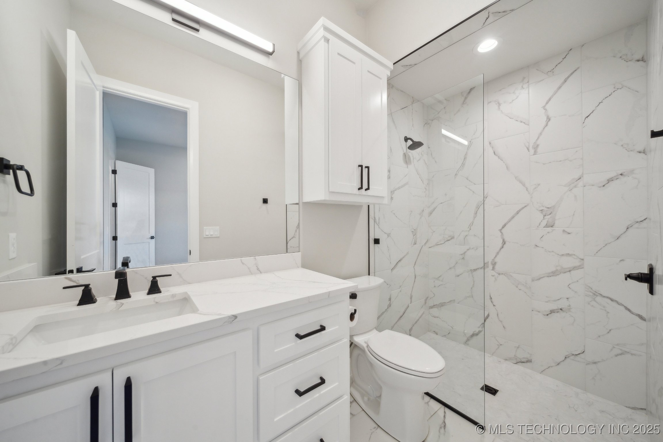 4622 S Retana Avenue