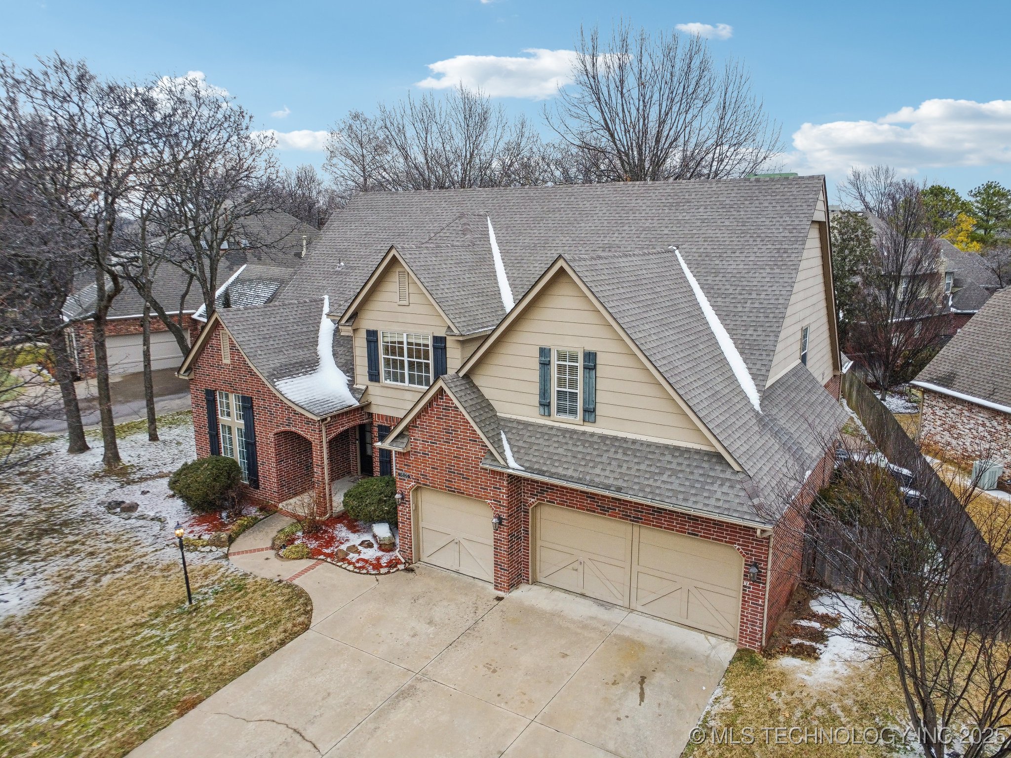 11605 S 67th East Avenue