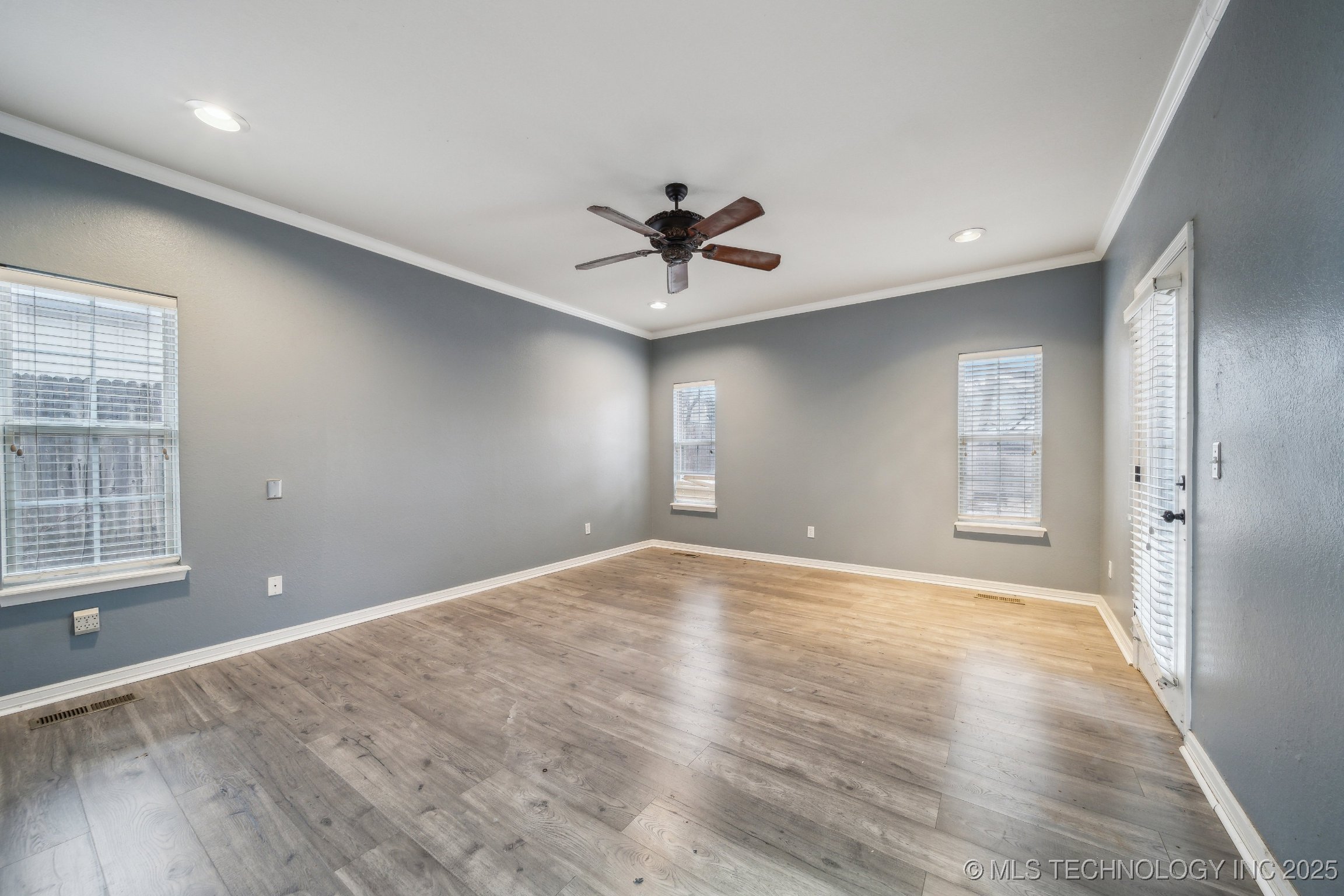 11605 S 67th East Avenue