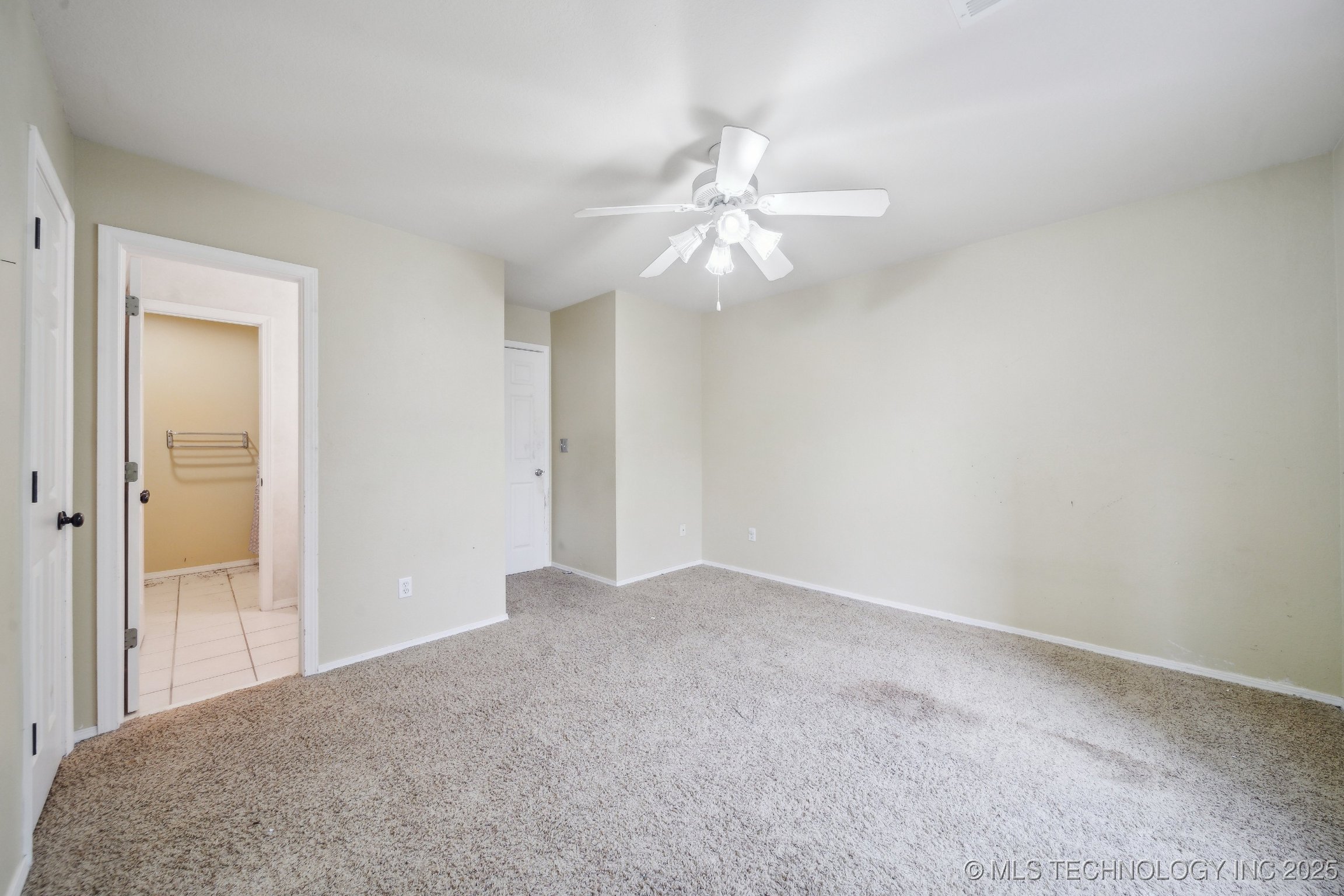 11605 S 67th East Avenue